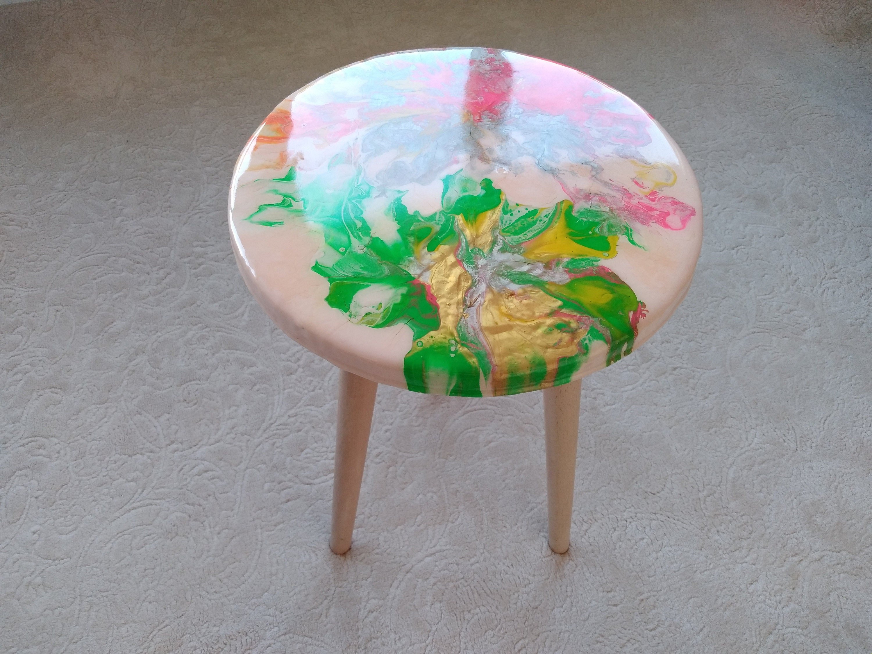 Round Gold Pink Resin Side Coffee Table, Bedside White Purple Modern Unique Epoxy Wood Wooden Abstract Art Sofa End Amazing Cool Table