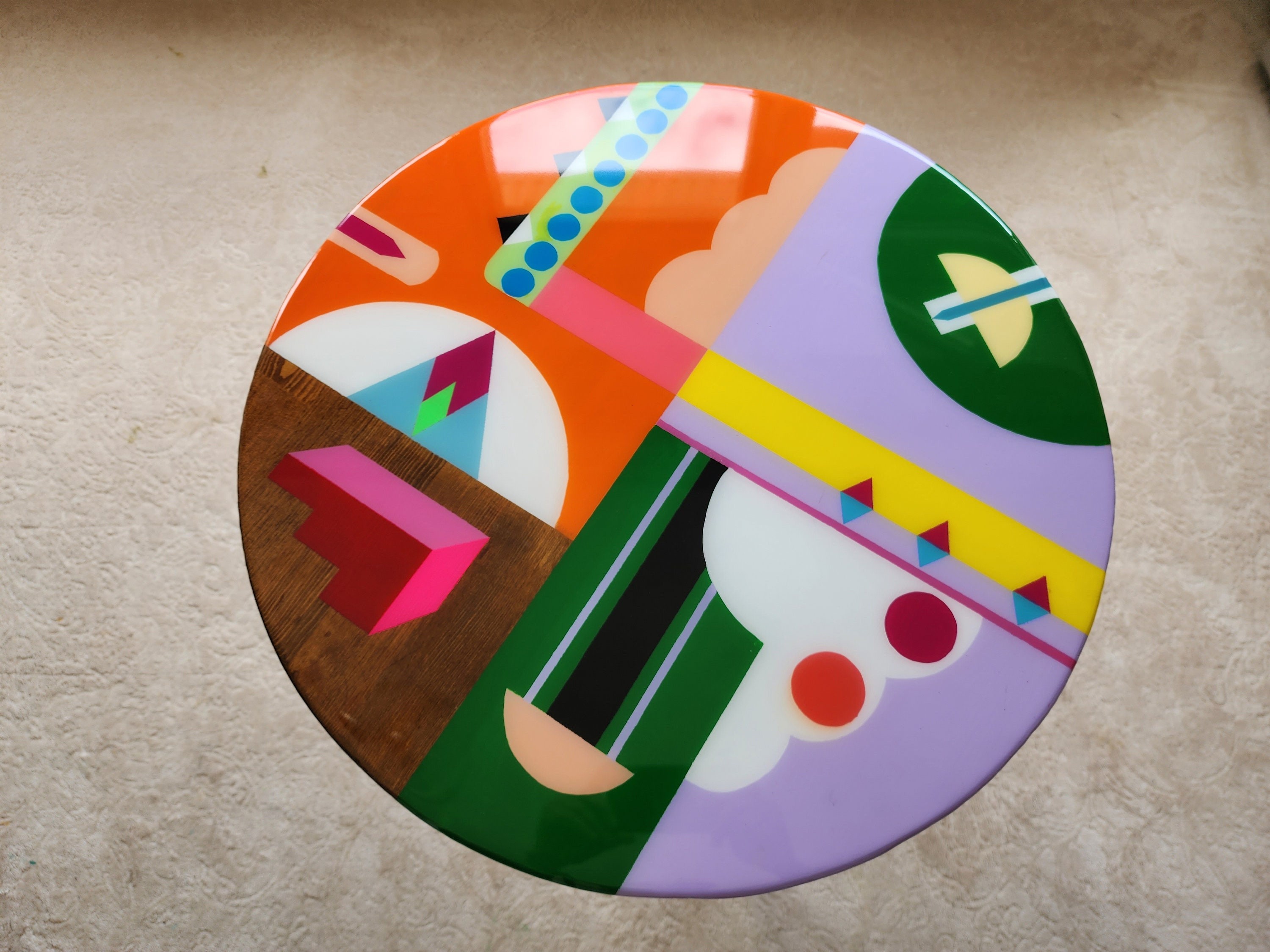 Modern Colorful Resin Round Side Center Table, Funky Retro Furniture Abstract Cool Living Room Sofa Epoxy Live Edge Wooden Vintage End Table