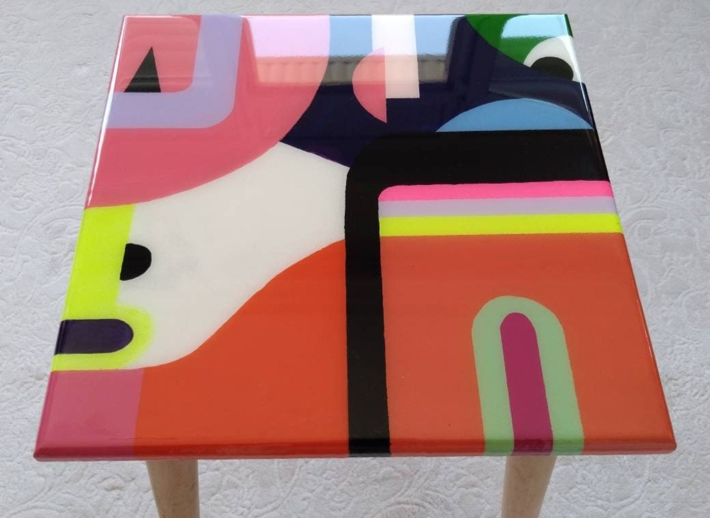 Colorful Funky Epoxy Resin Side End Coffee Table, Unusual Square Mid Century Modern Retro Vintage Cool Bedside Entryway Pink Art Sofa Table