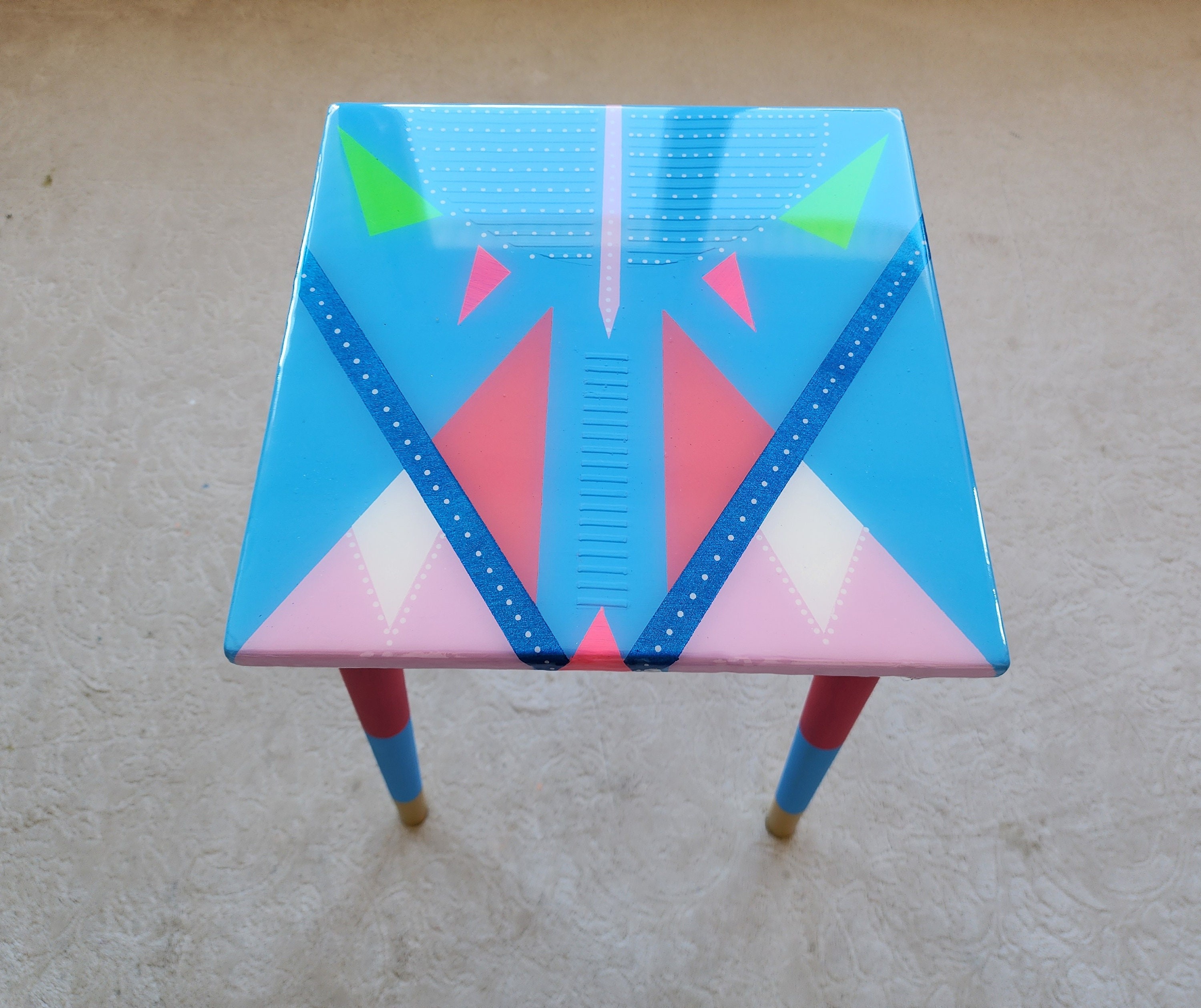 Small Wooden Abstract Resin Cool Side Coffee Table,Blue Modern Bedside Living Room Entryway End Colorful Handmade Funky Boho Epoxy Art Table