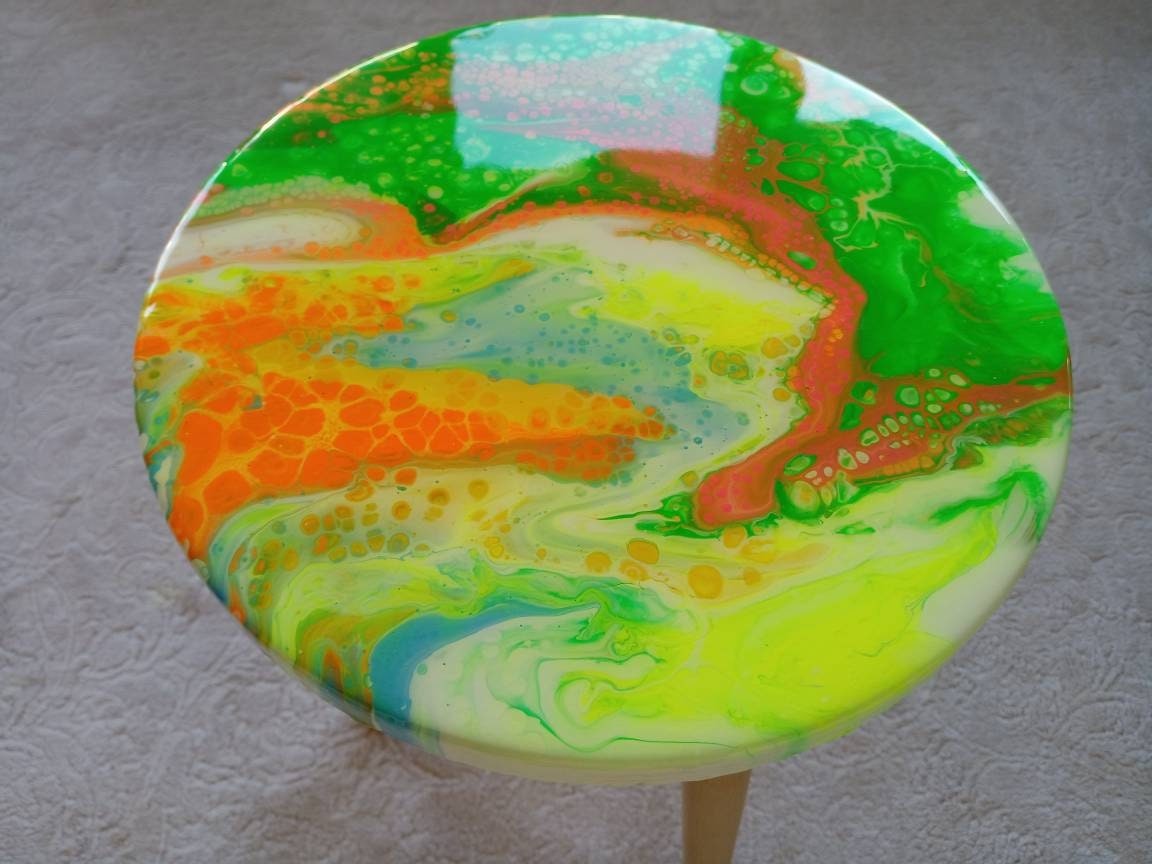 Colorful Resin Sofa Side Coffee Table,Modern Unique Green Bedside Boho Abstract Epoxy Wood Wooden End Cool Living Room Bedroom Center Table
