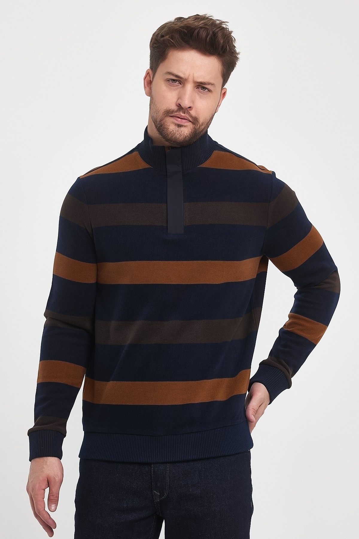 Erkek Dik Yaka Fermuarlı Sweat