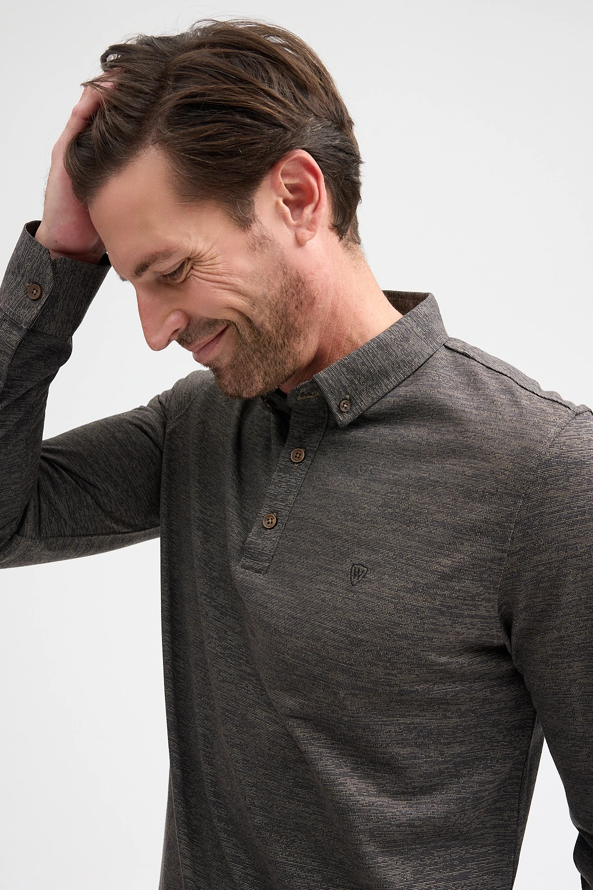 Polo Yaka Uzun Kol Sweatshirt