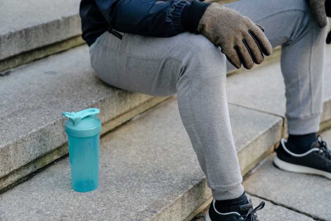 Erkek Jogger Pantolon Nedir? Nasıl Kombinlenir
