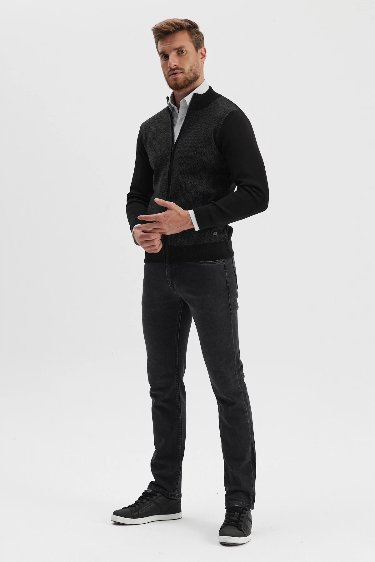 Erkek Hakim Yaka Fermuarlı Triko Hırka