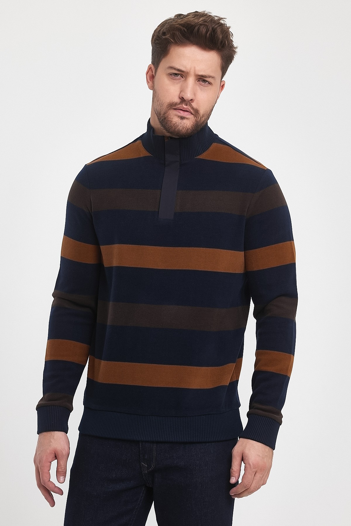Erkek Dik Yaka Fermuarlı Sweat