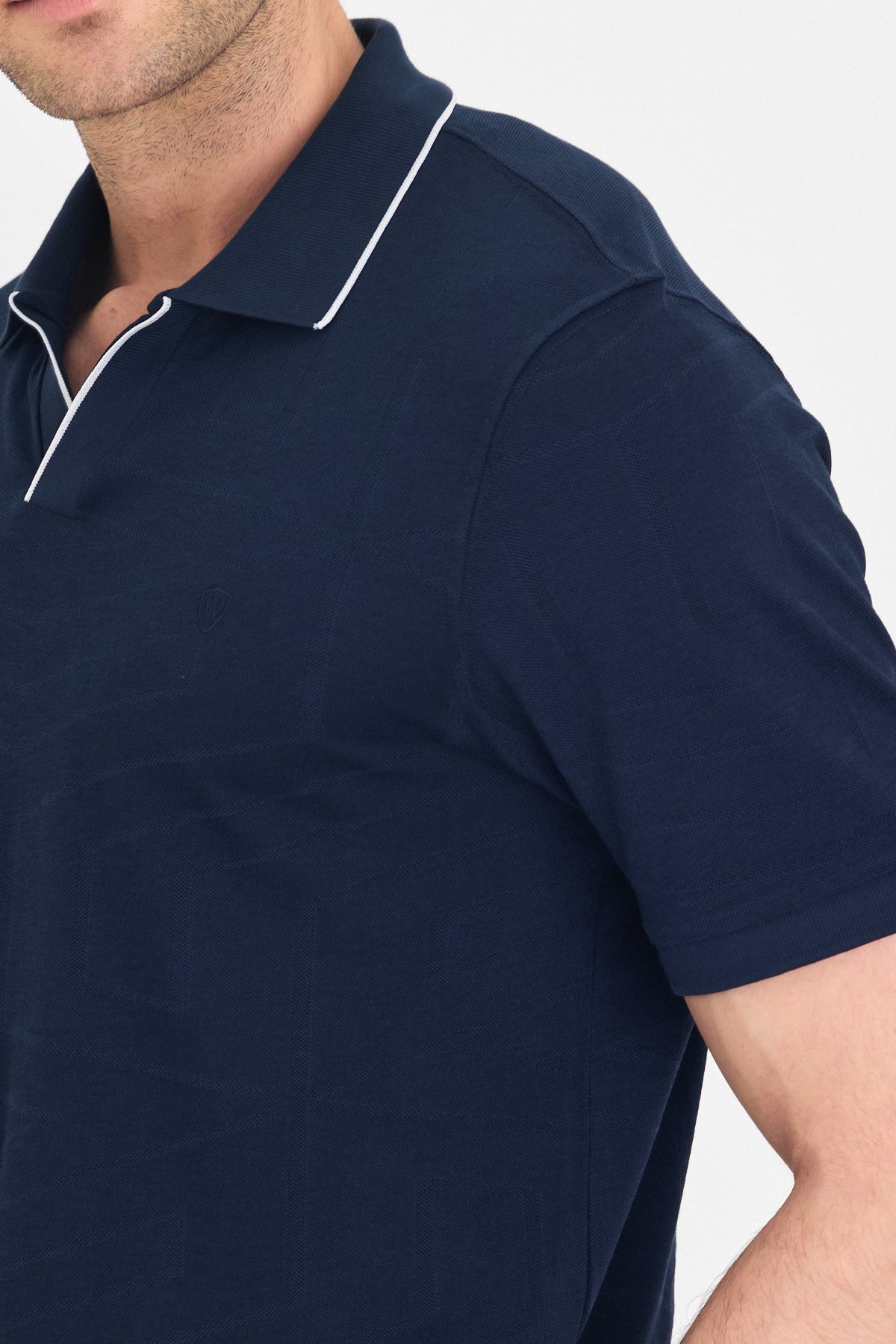 Polo Yaka Kısa Kol Tişört