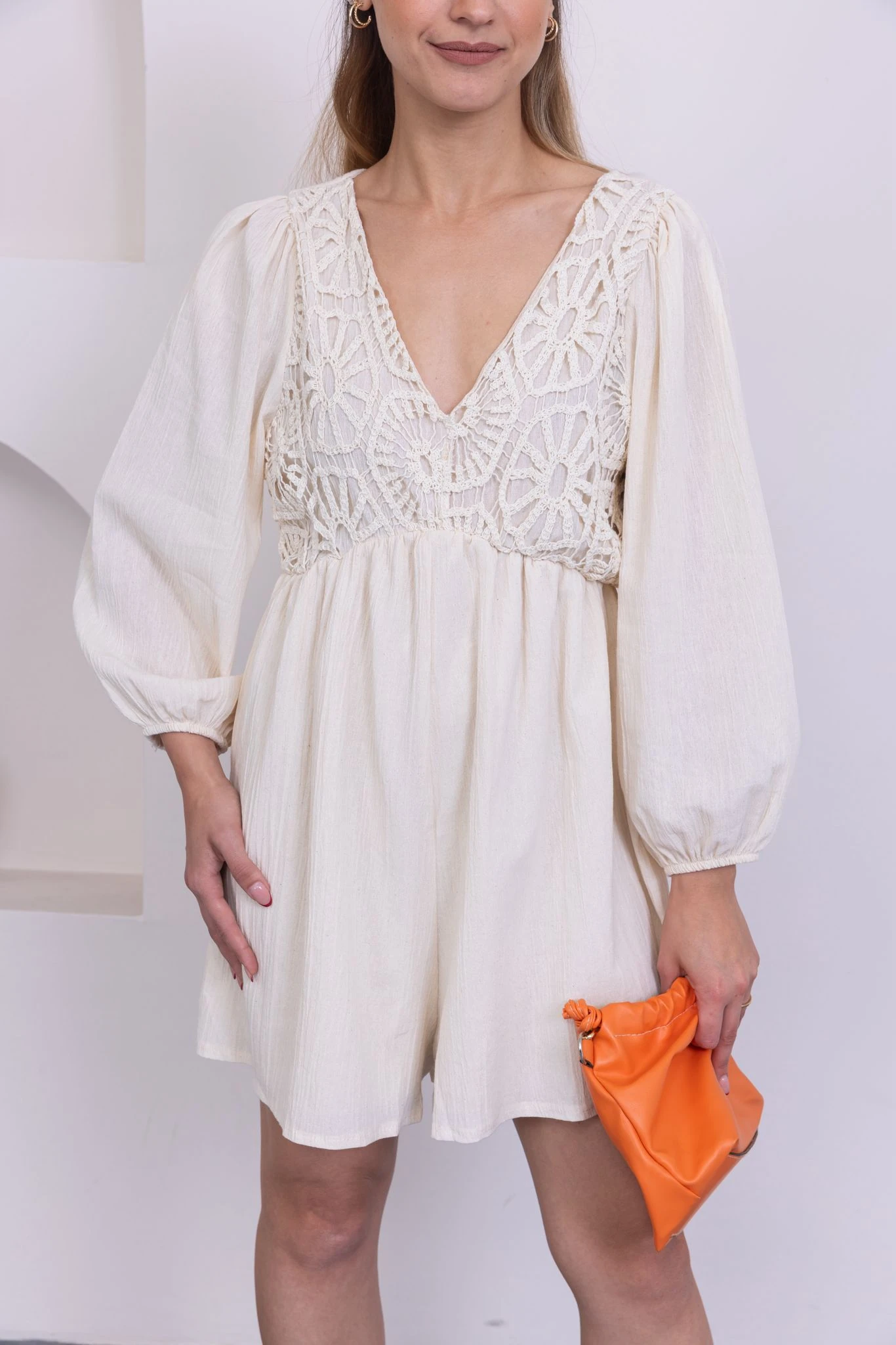 Şort- tulum krem renk 