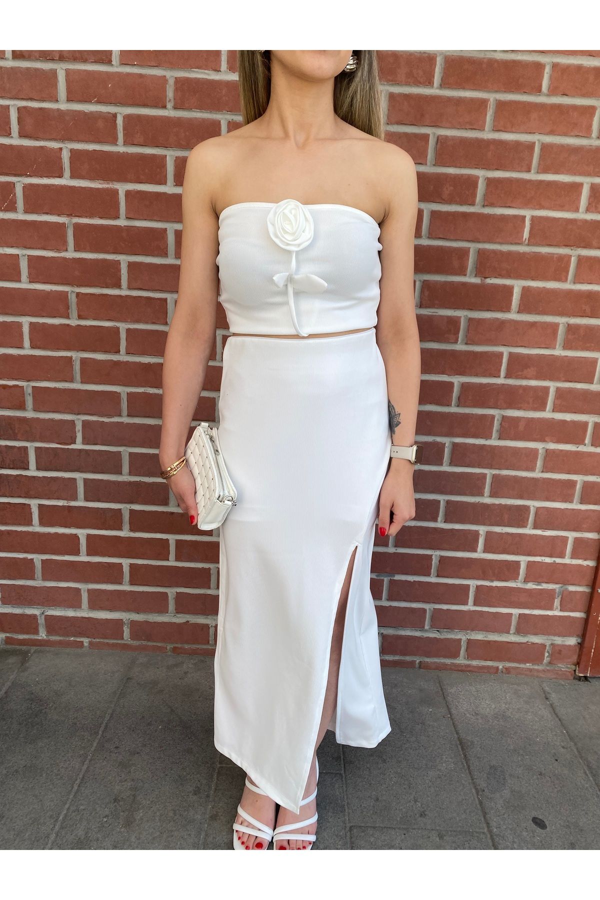 Güllü Straplez bluz