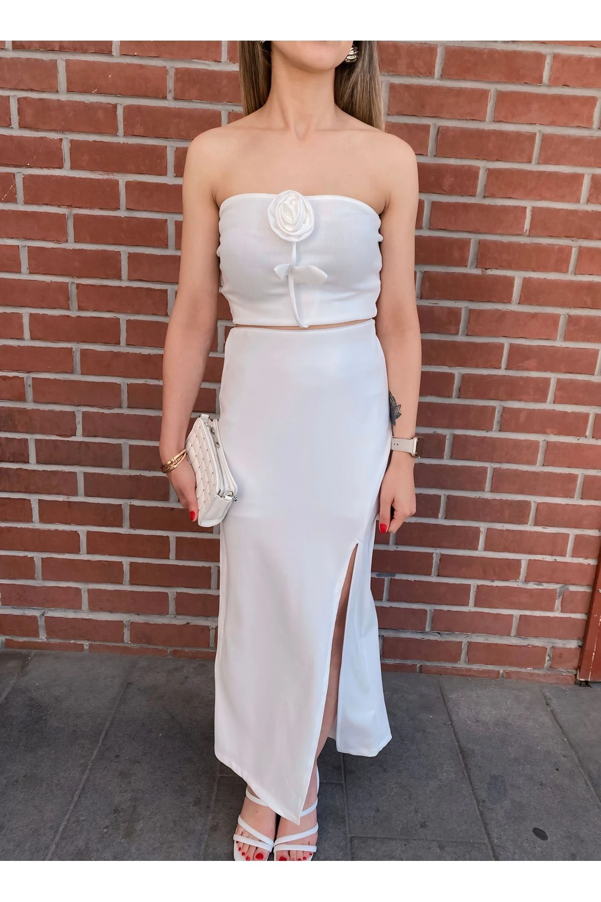 Güllü Straplez bluz