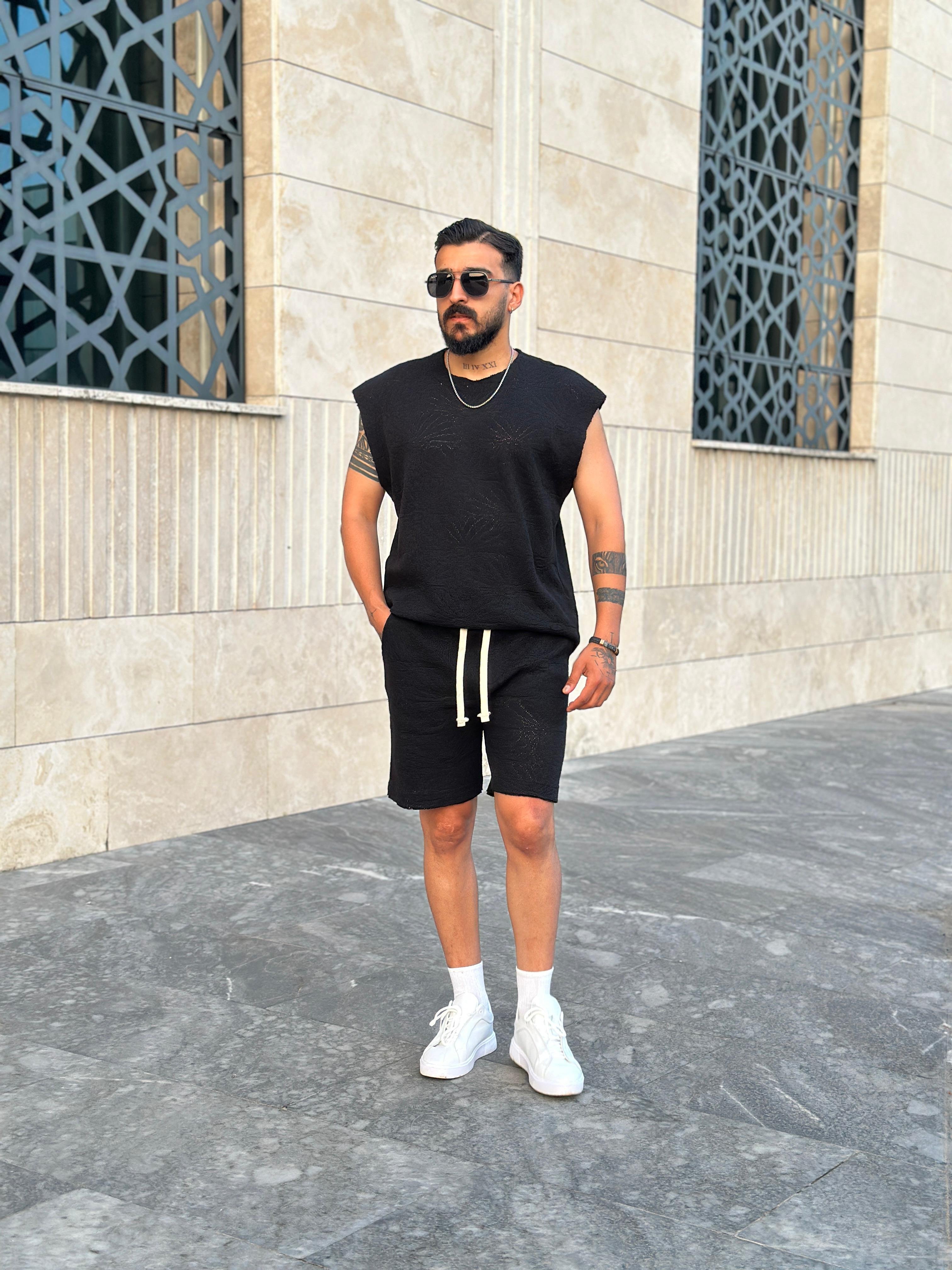 Oversize İşlemeli Şort & Sıfır Kol T shirt Takım - Siyah