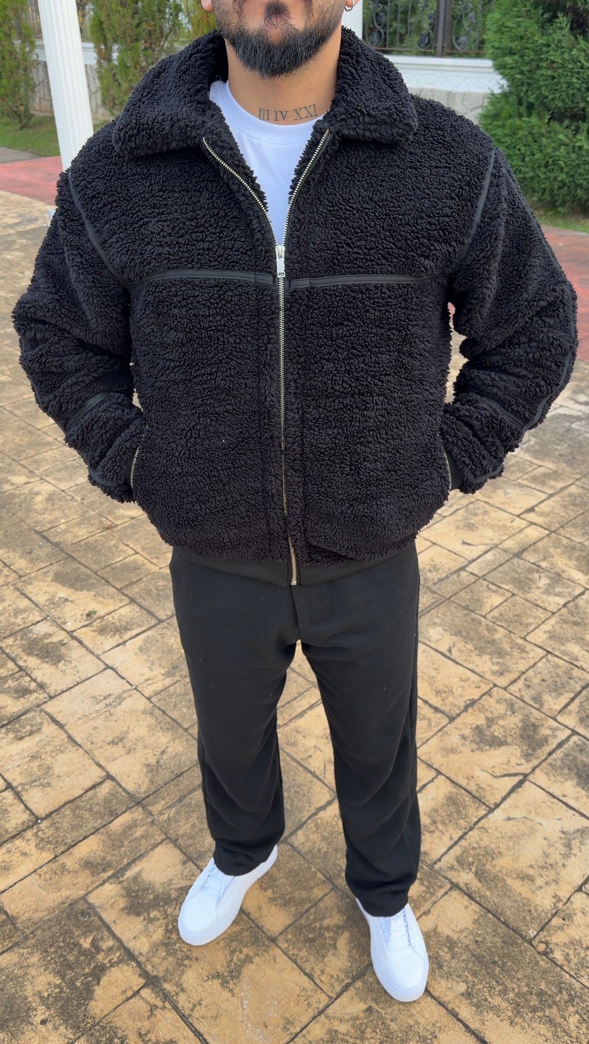 Oversize Astarlı Kuzu Peluş Mont