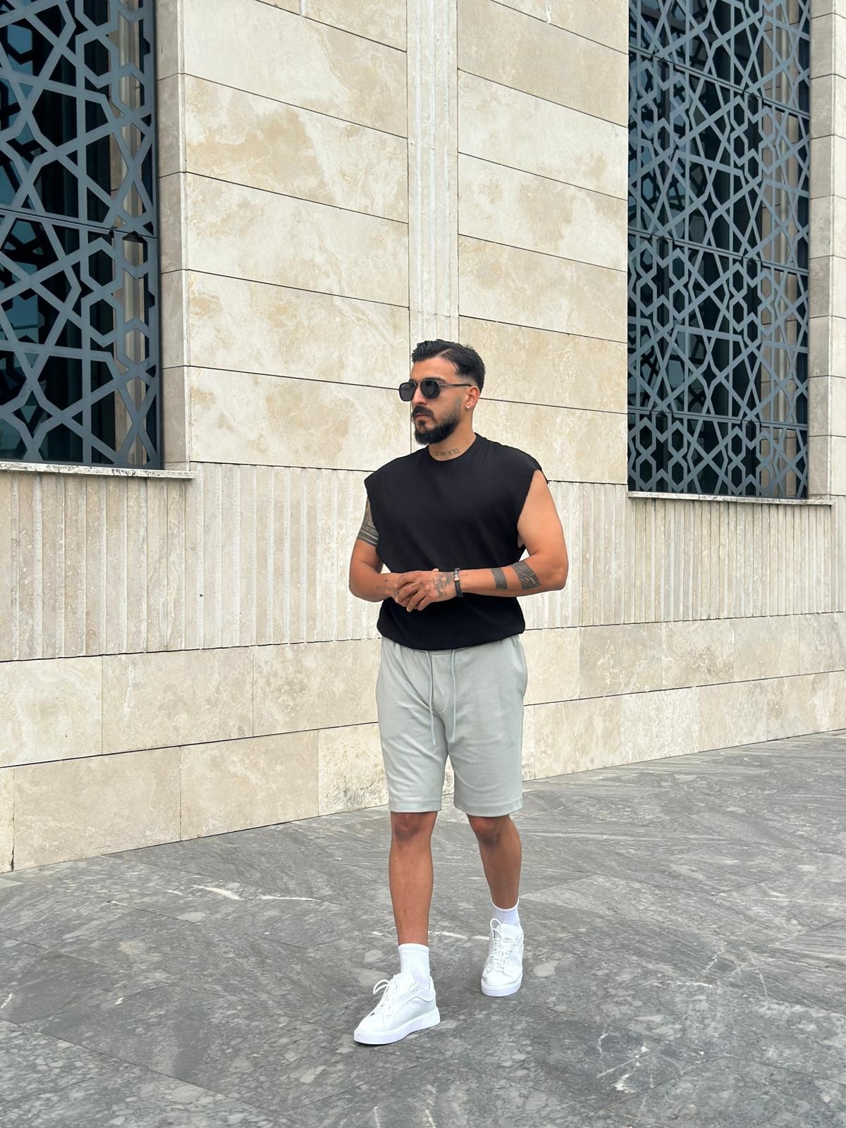 Oversize Kolsuz T shirt - Siyah