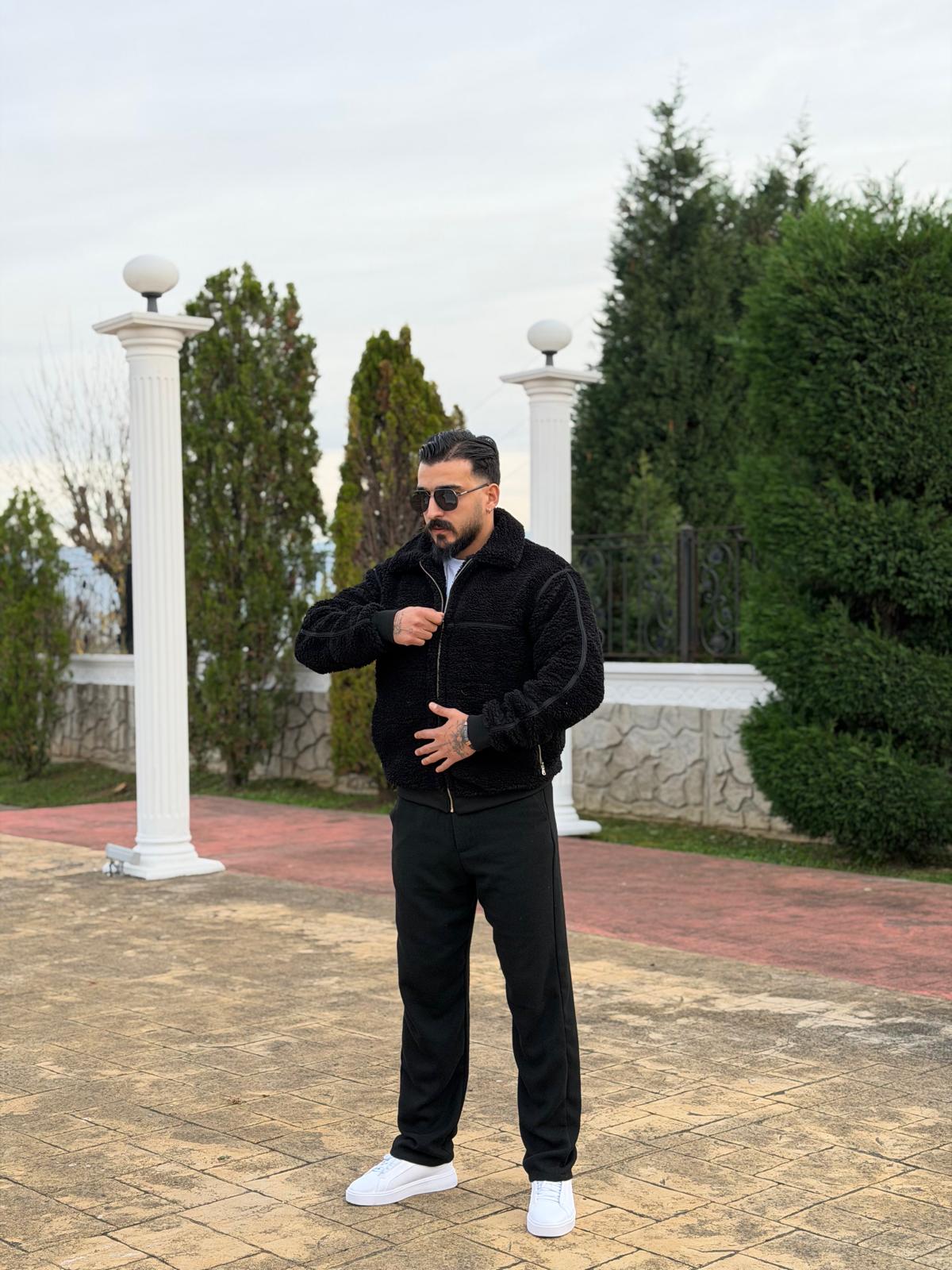 Oversize Astarlı Kuzu Peluş Mont - Siyah