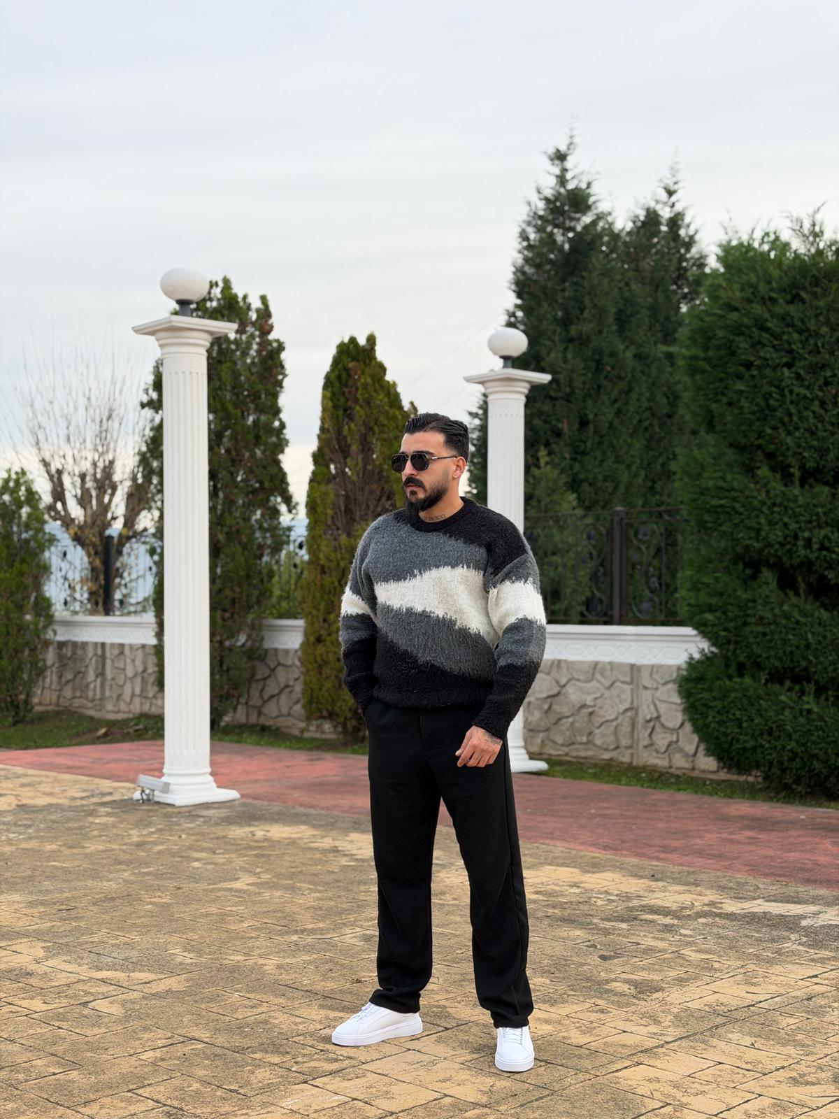 Oversize Yün Kazak - Siyah