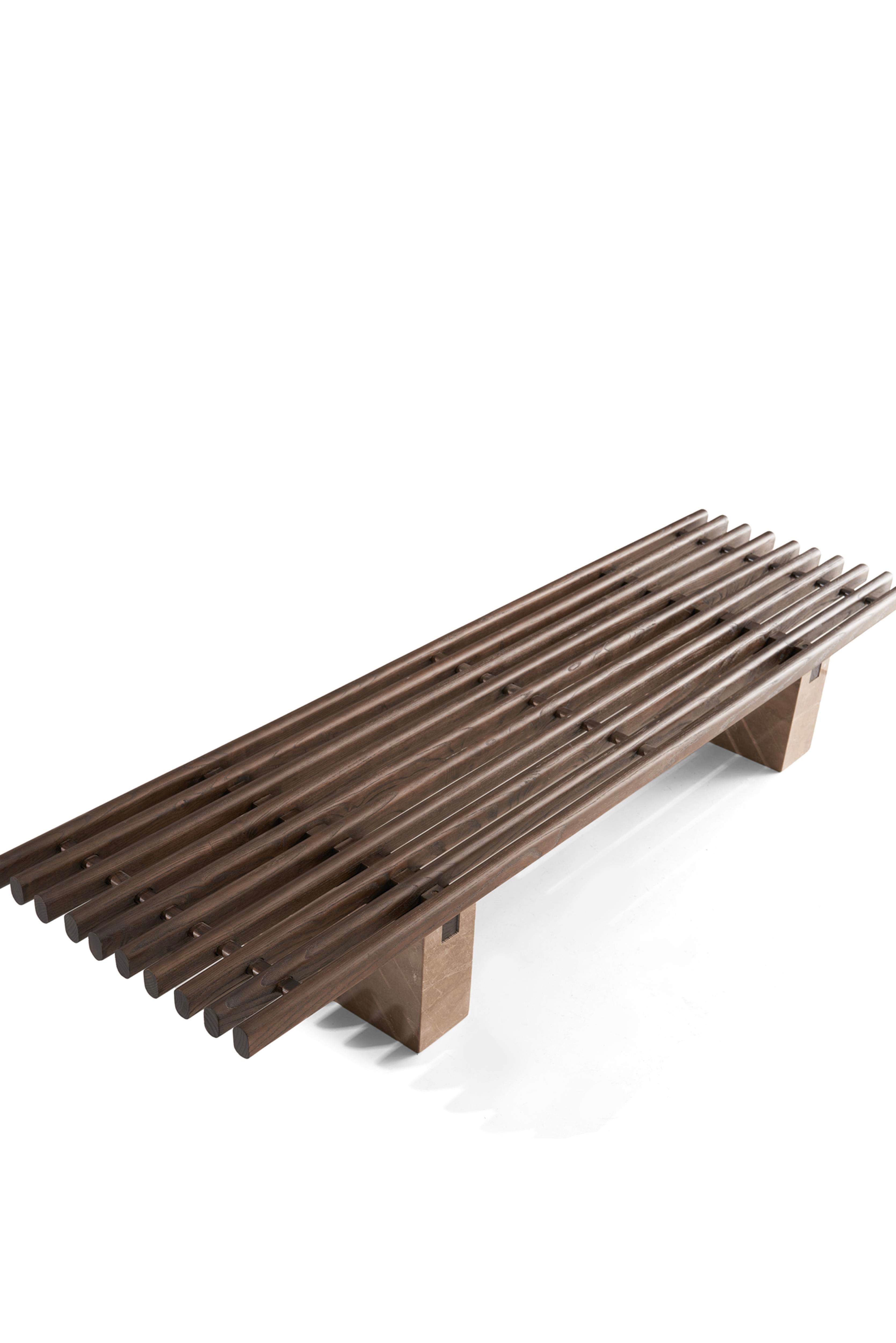 Costa Table