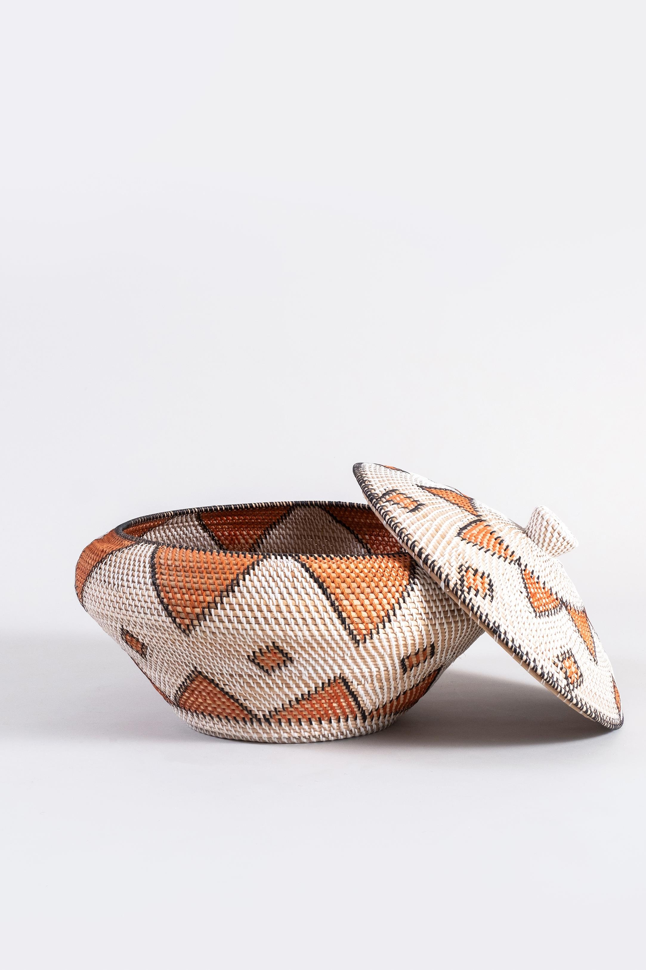 Rattan Kapaklı Sepet