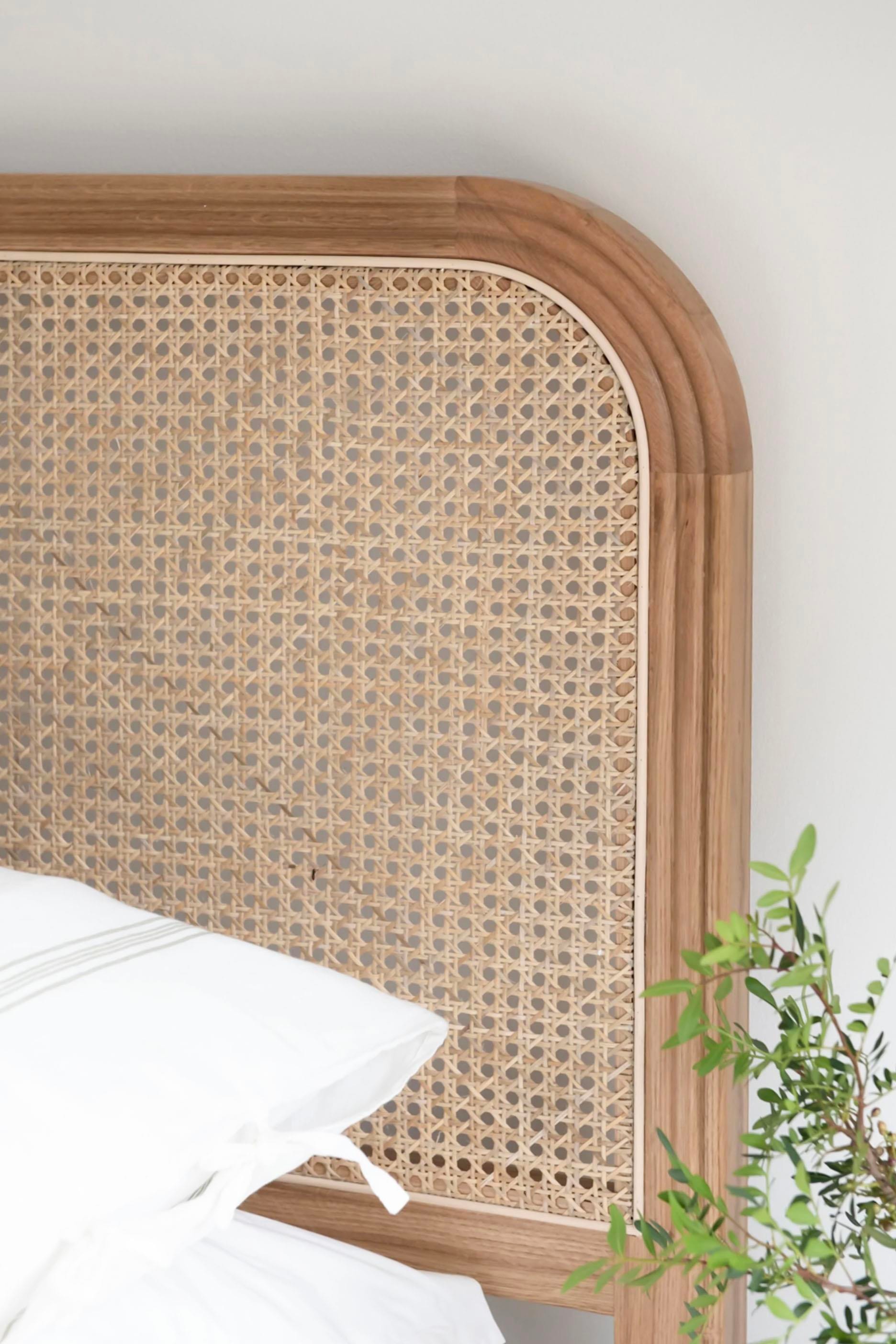 Rattan Elegance Başlık