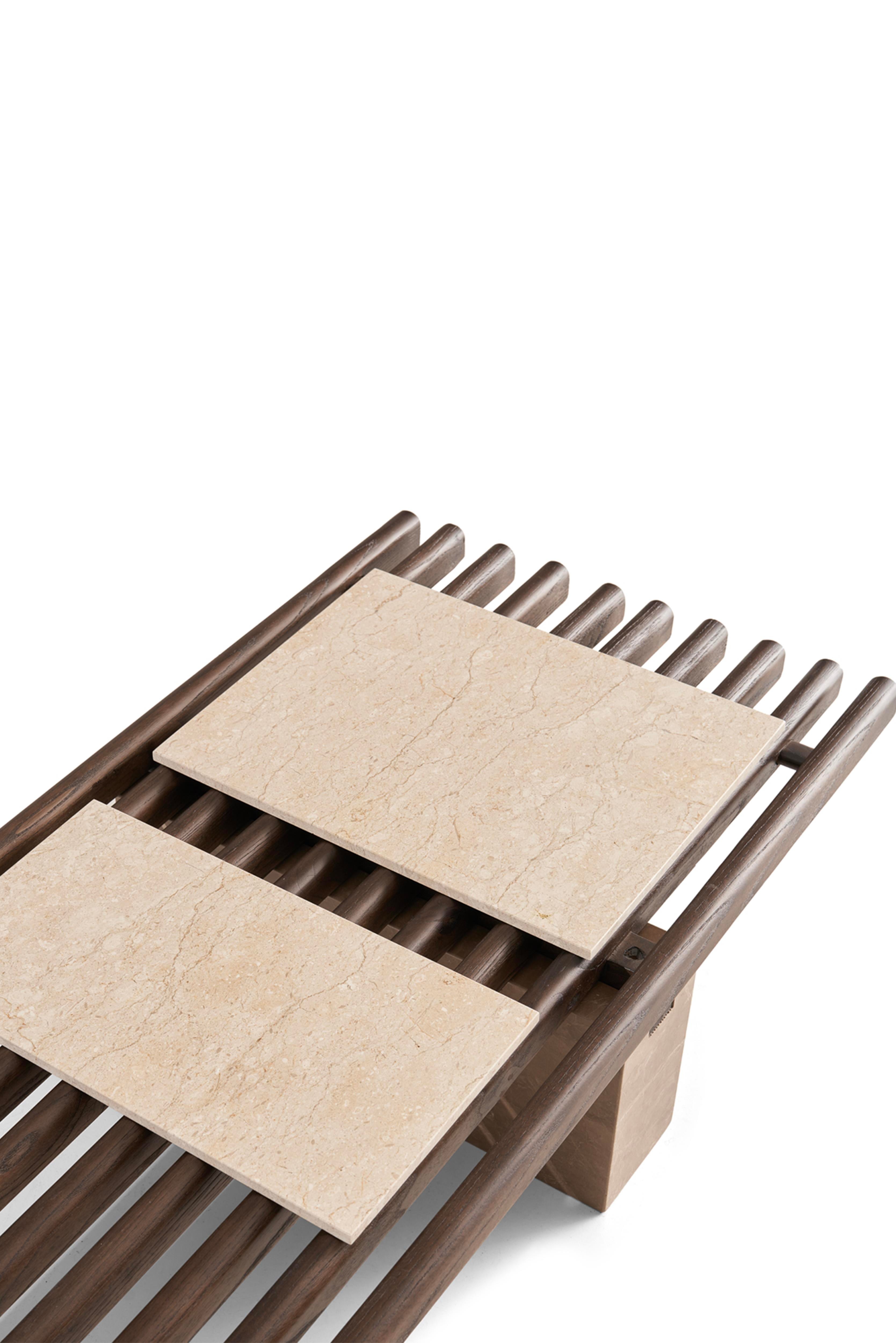 Costa Table