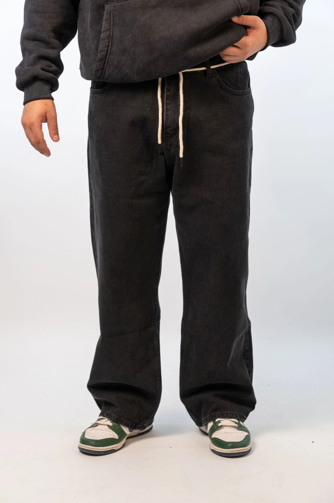 İp Kemer Detaylı Baggy Pantolon