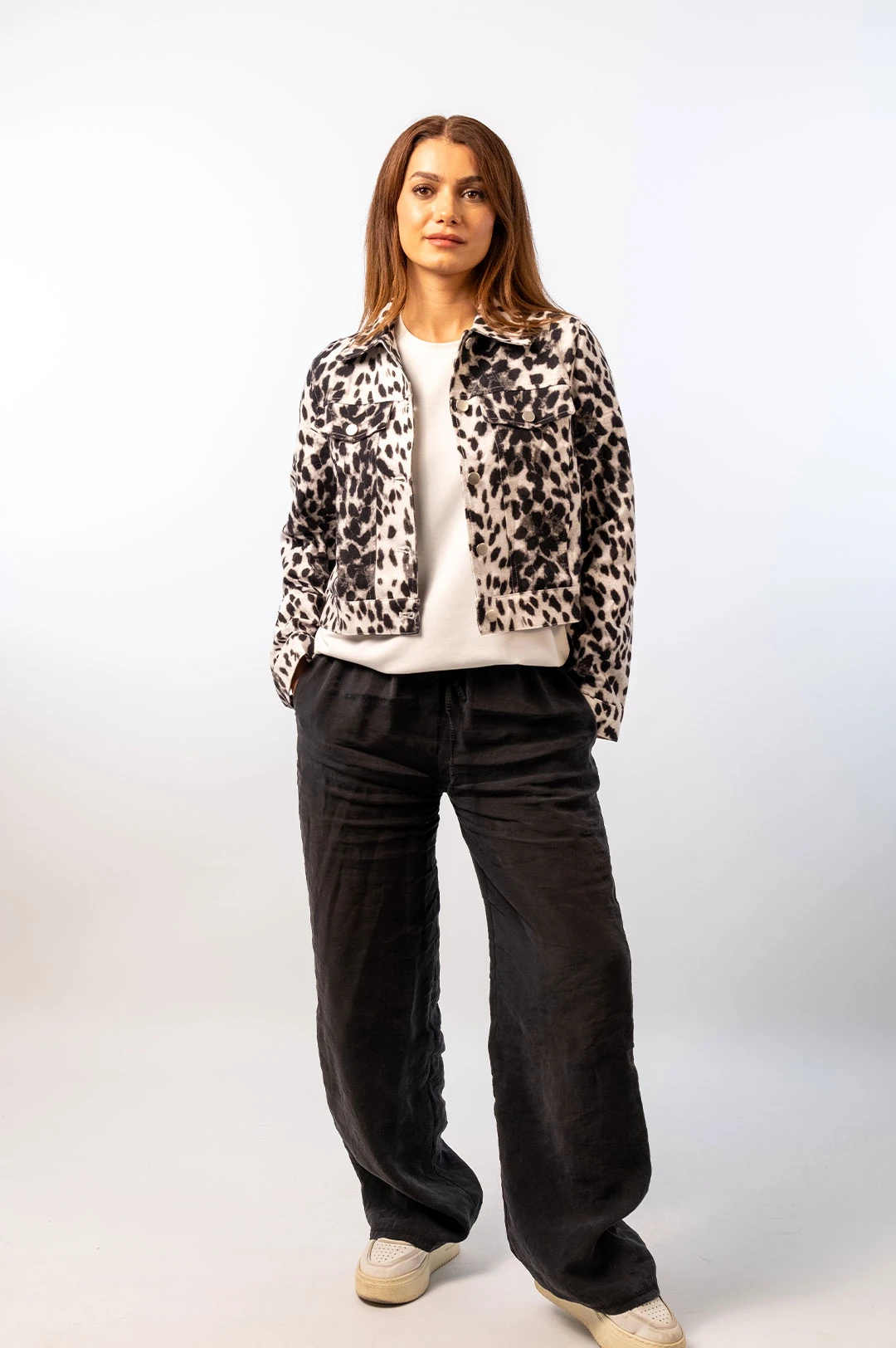 Leopar Desenli Gömlek Yaka Kısa Ceket