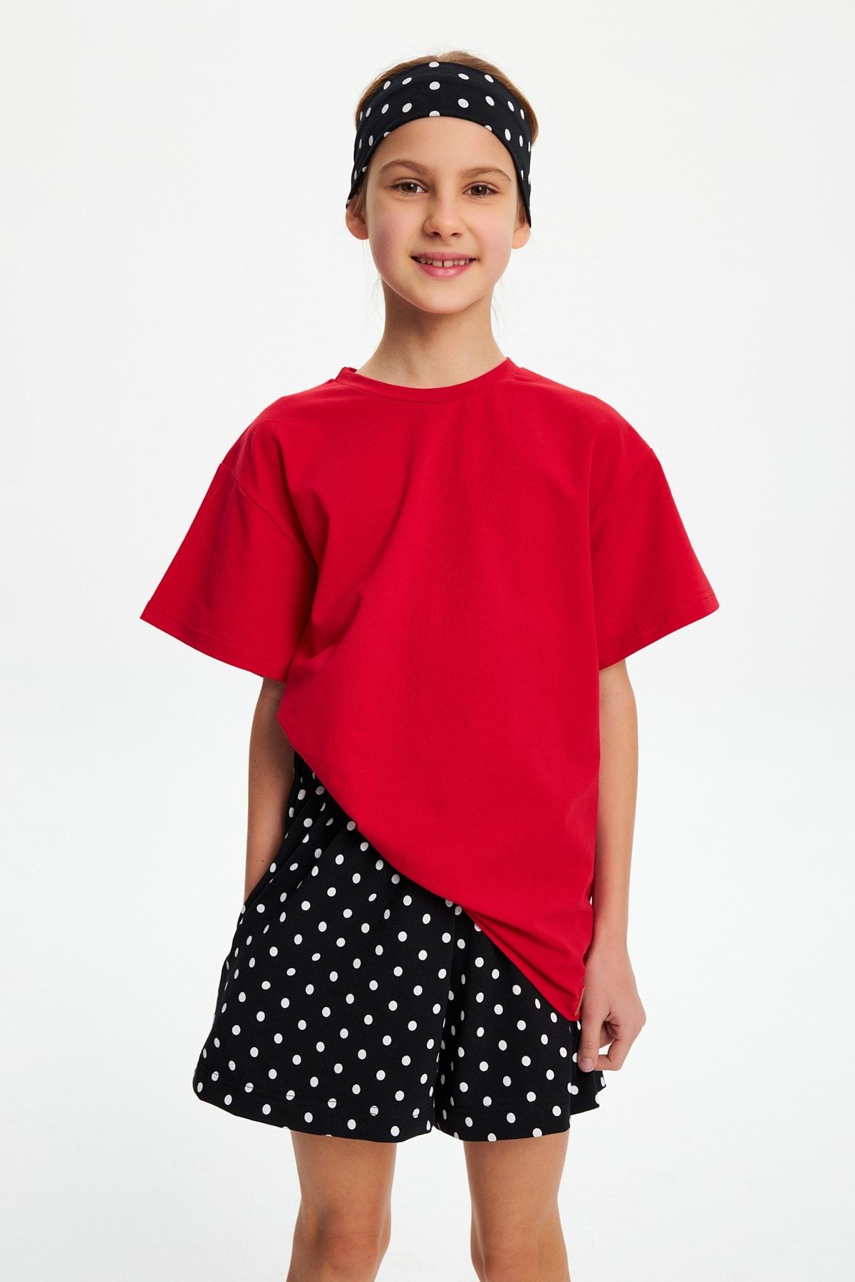 Kız %100 Pamuklu Penye Şort T-shirt Bandana 3^lü Alt Üst Takım -spor Rahat Koleksiyon 3