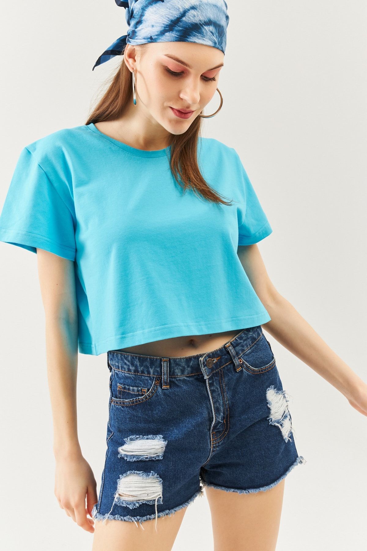 Kadın Rahat %100 Pamuklu Penye Bisiklet Yaka Kısa Kol Basic Crop T-shirt