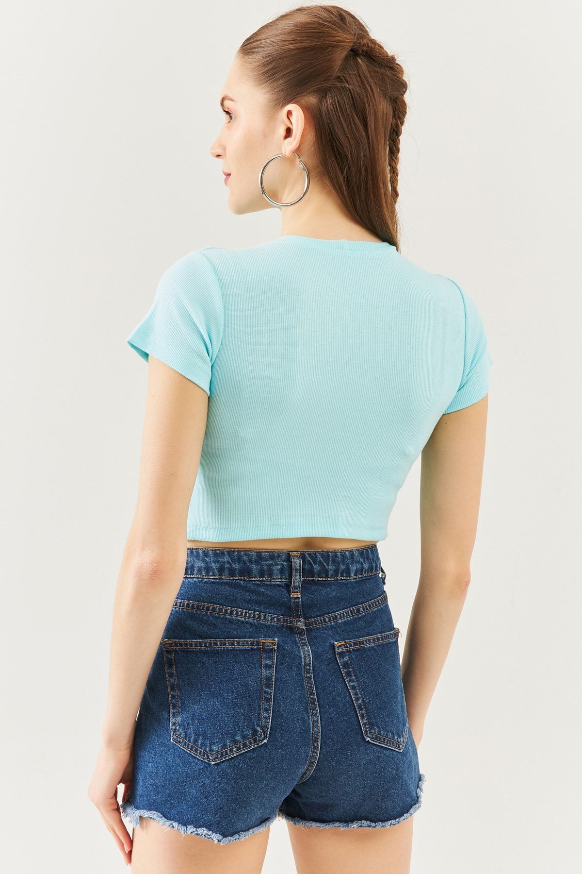 Aqua Kısa Kol Bisiklet Yaka Vücuda Oturan %100 Pamuklu Kaşkorse Esnek Crop Bluz