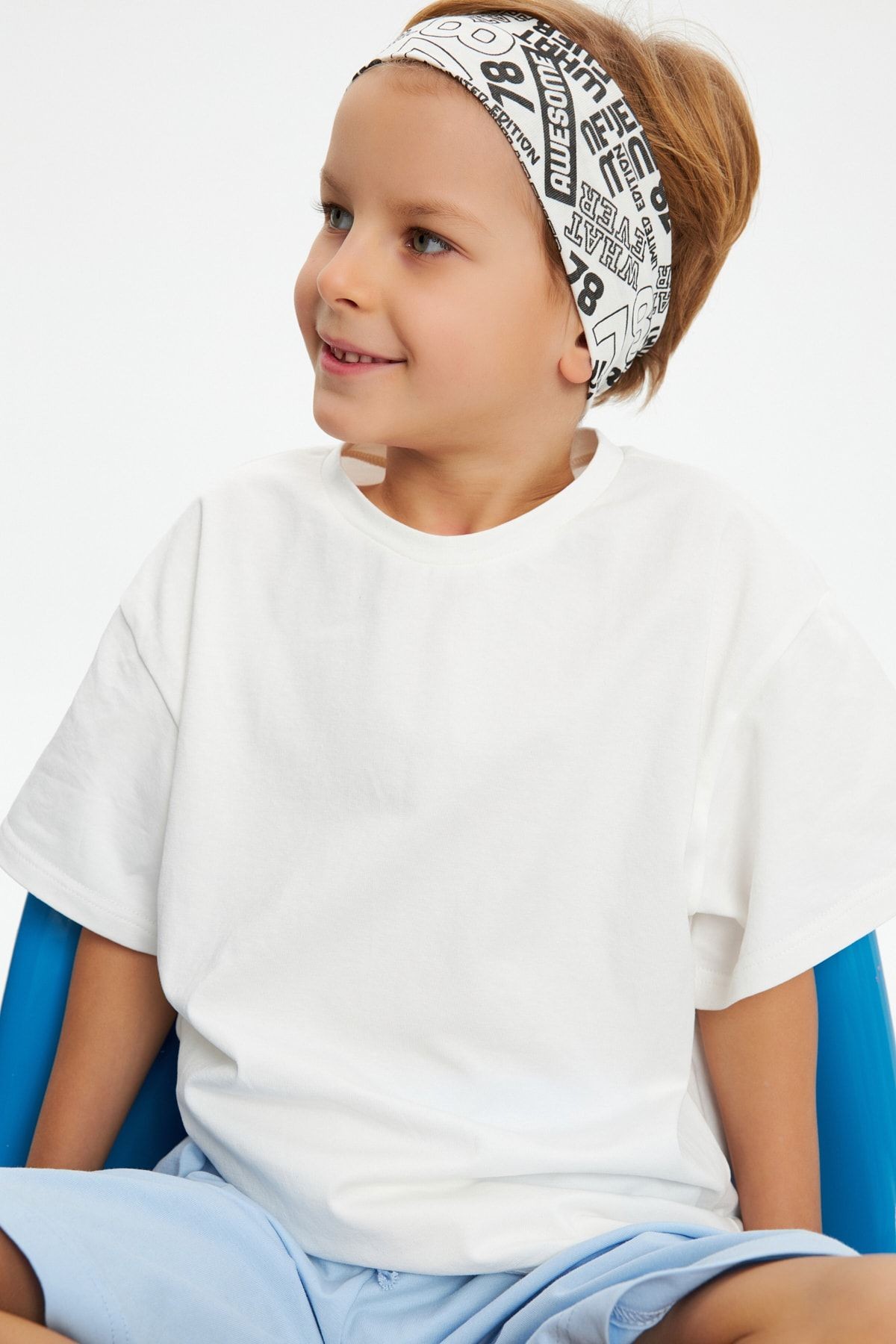 Erkek Çocuk %100 Pamuklu Penye Oversize Beyaz T-shirt Yumuşak Bandana 2'li Takım Trend Seri 4