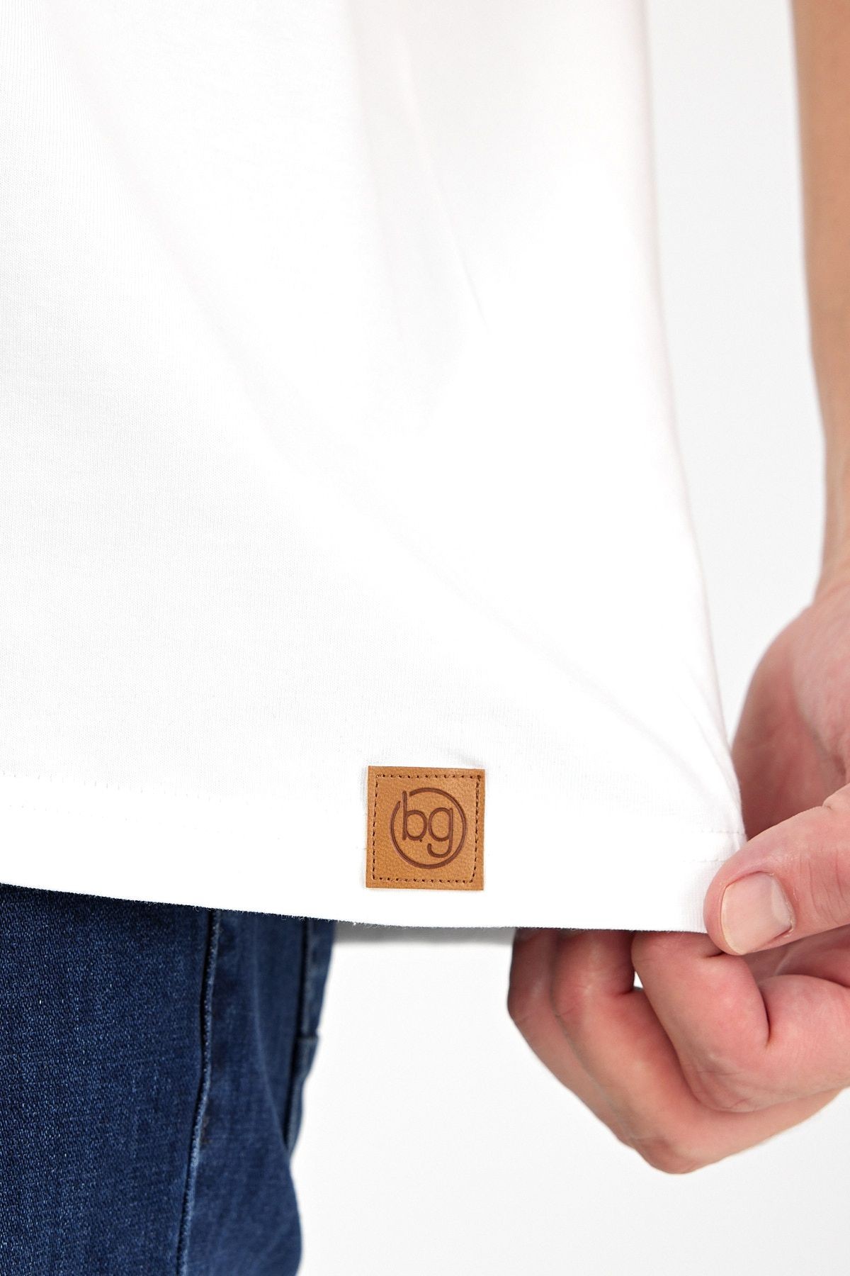 Erkek Yapay Zeka Tasarım Sırt Aplike Özel Baskılı %100 Pamuklu Penye Regular Fit T-shirt (BebekYoda)