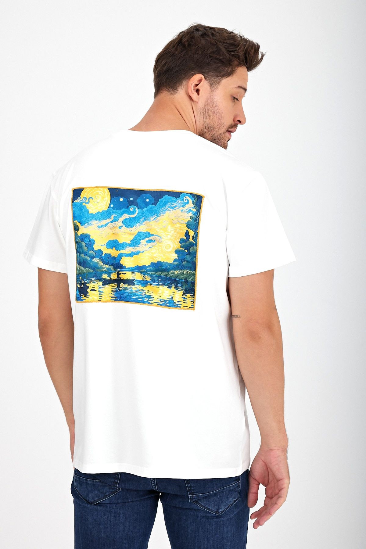 Erkek Yapay Zeka Tasarım Sırt Aplike Özel Baskılı %100 Pamuklu Penye Regular Fit T-shirt (vankogh)