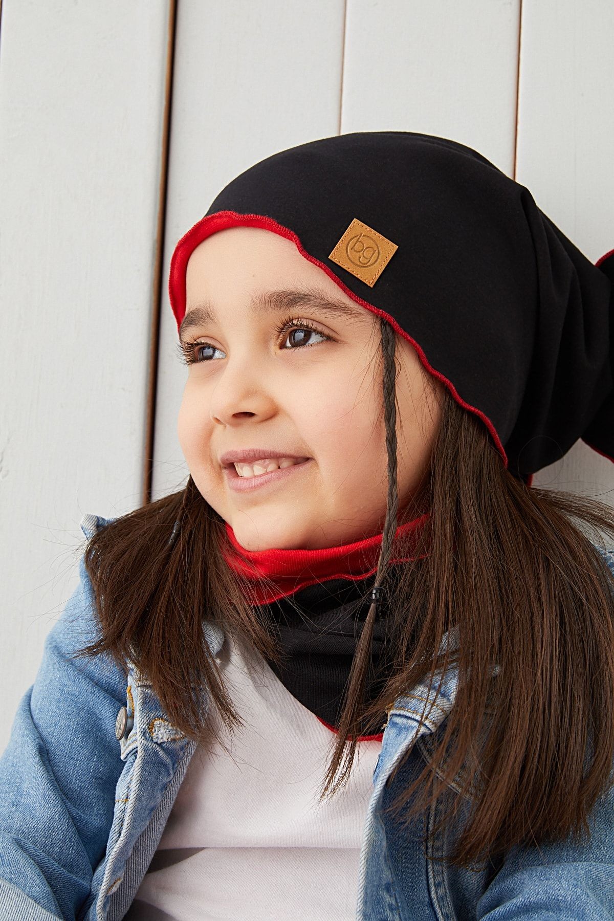 siyah kırmızı