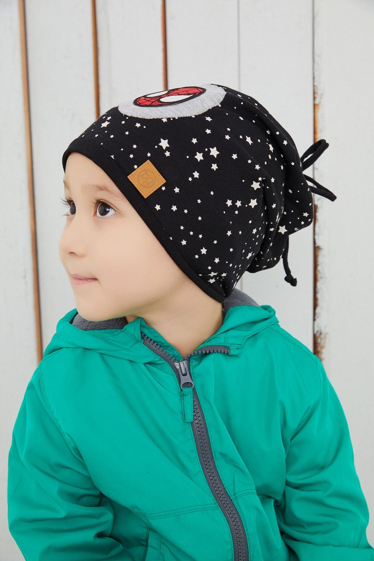 Siyah Erkek Çocuk Bere