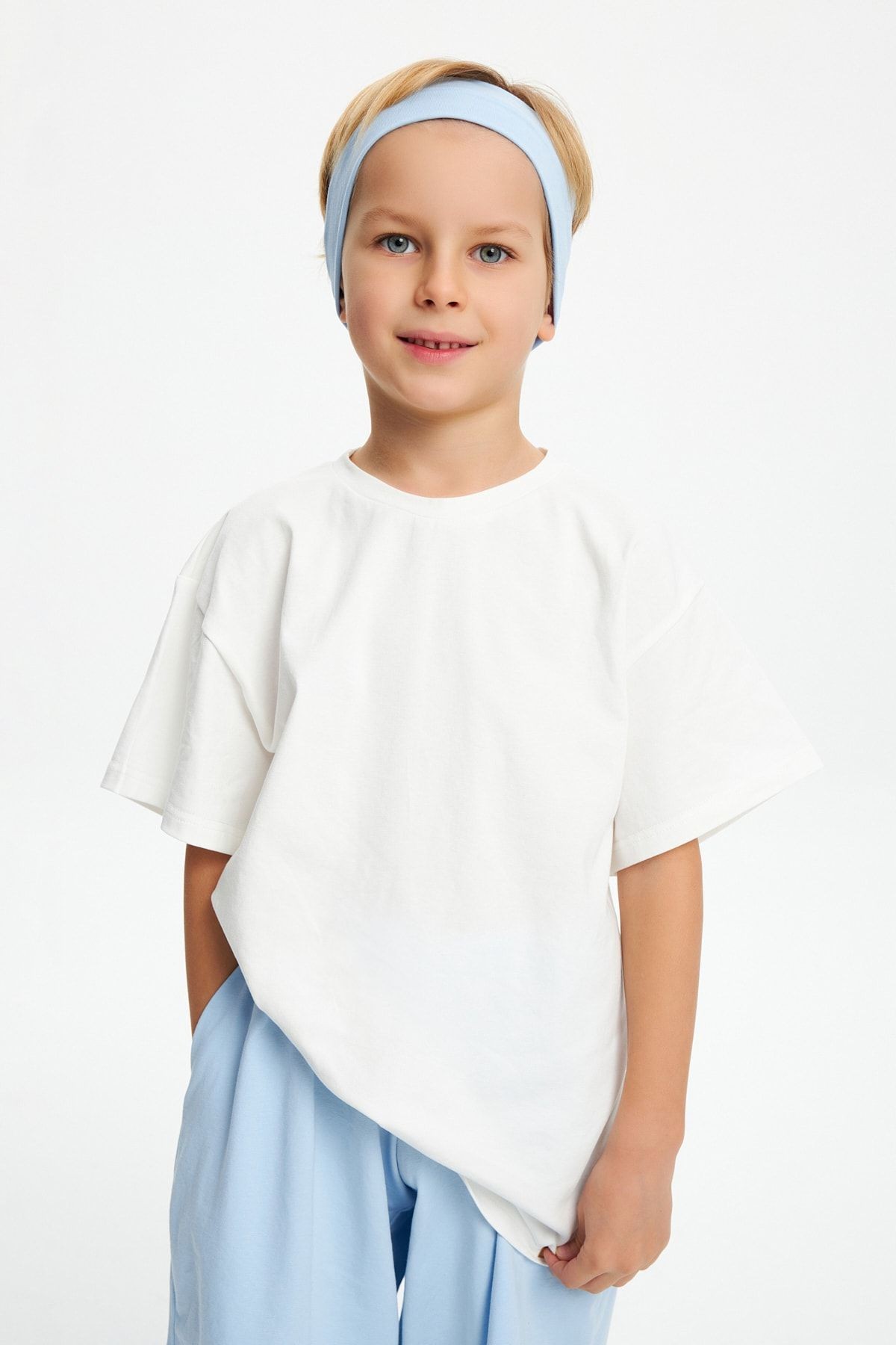 Erkek Çocuk %100 Pamuklu Penye Oversize Beyaz T-Shirt Yumuşak Mavi Bandana 2'Lİ TAKIM  Trend Seri3