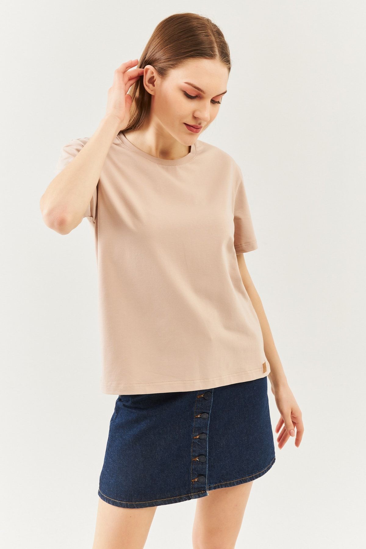 Açık Kahve Oversize Rahat %100 Pamuklu Penye Bisiklet Yaka Kısa Kol Basic T-shirt