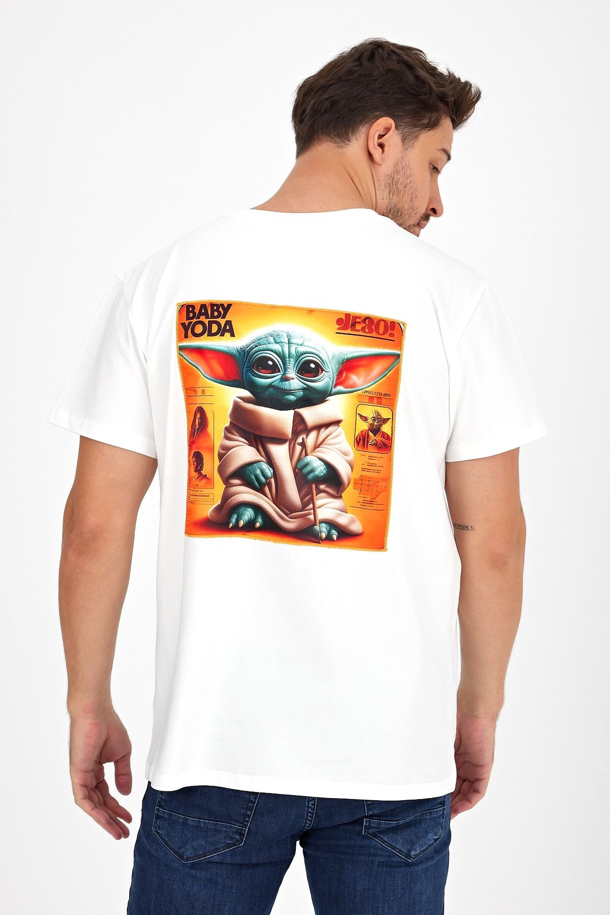 Erkek Yapay Zeka Tasarım Sırt Aplike Özel Baskılı %100 Pamuklu Penye Regular Fit T-shirt (BebekYoda)