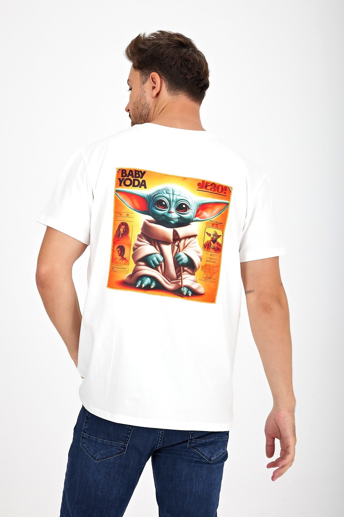 Erkek Yapay Zeka Tasarım Sırt Aplike Özel Baskılı %100 Pamuklu Penye Regular Fit T-shirt (BebekYoda)