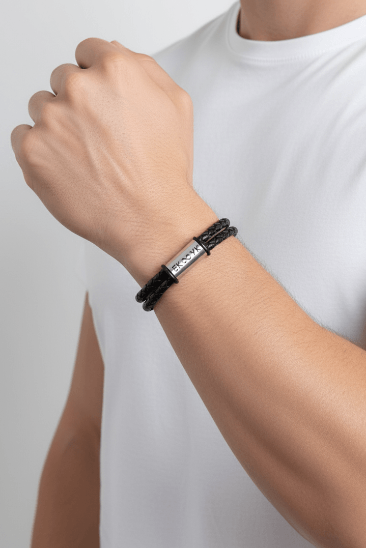 Gümüş Uzun Halkalı İsimli Deri Kordonlu Erkek Bileklik