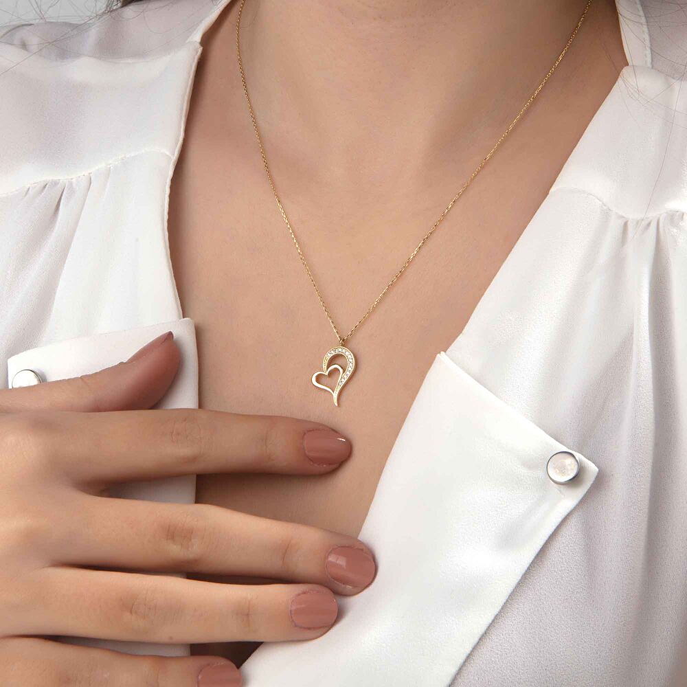 Taş Detaylı Kalp Kolye