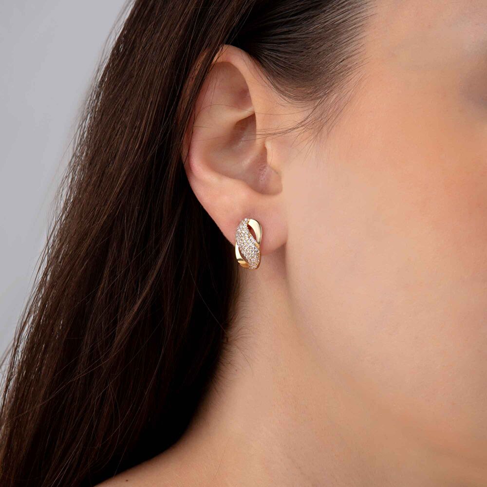 Altın Taş Detaylı Sonsuzluk Küpe