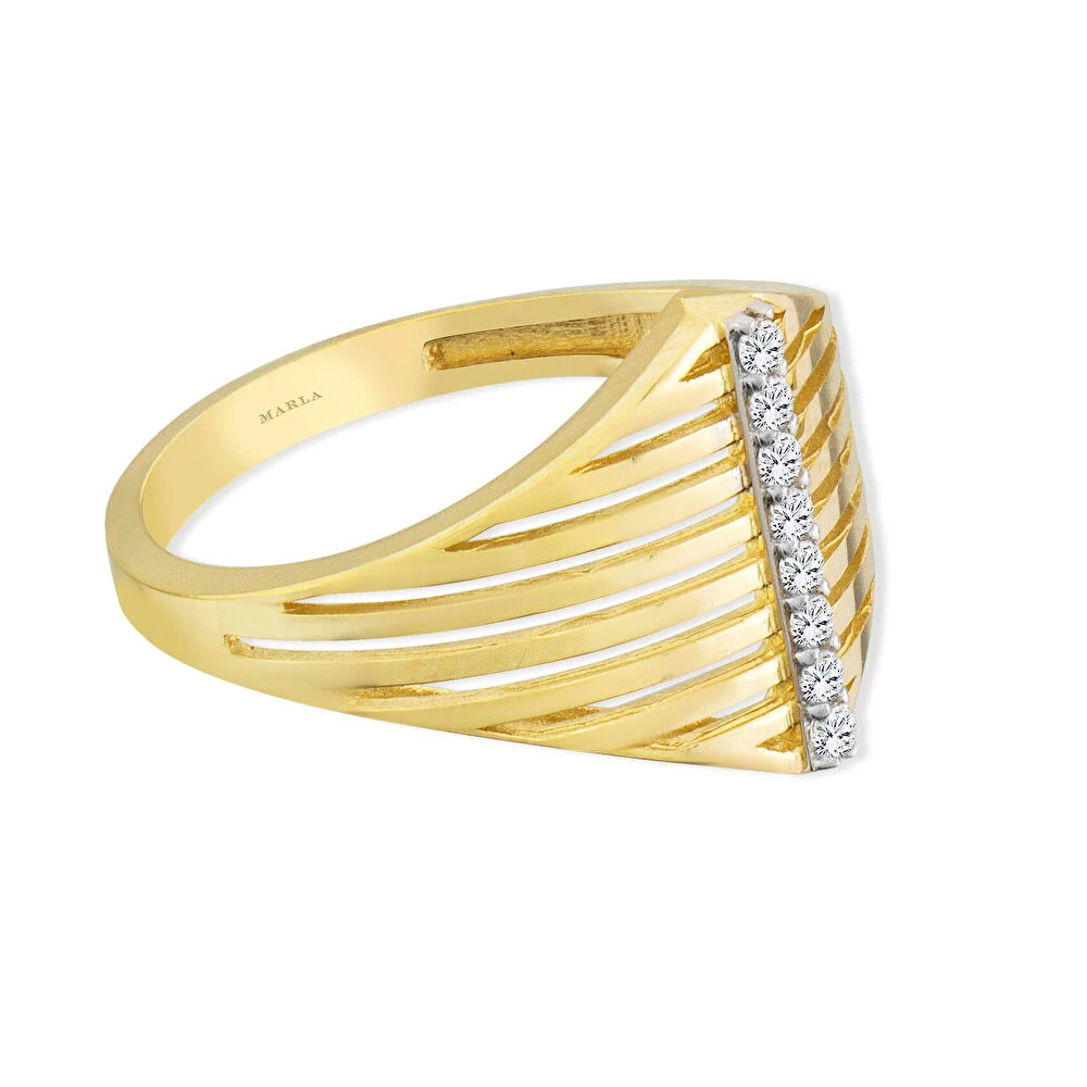 Taş Detaylı Altın Yüzük