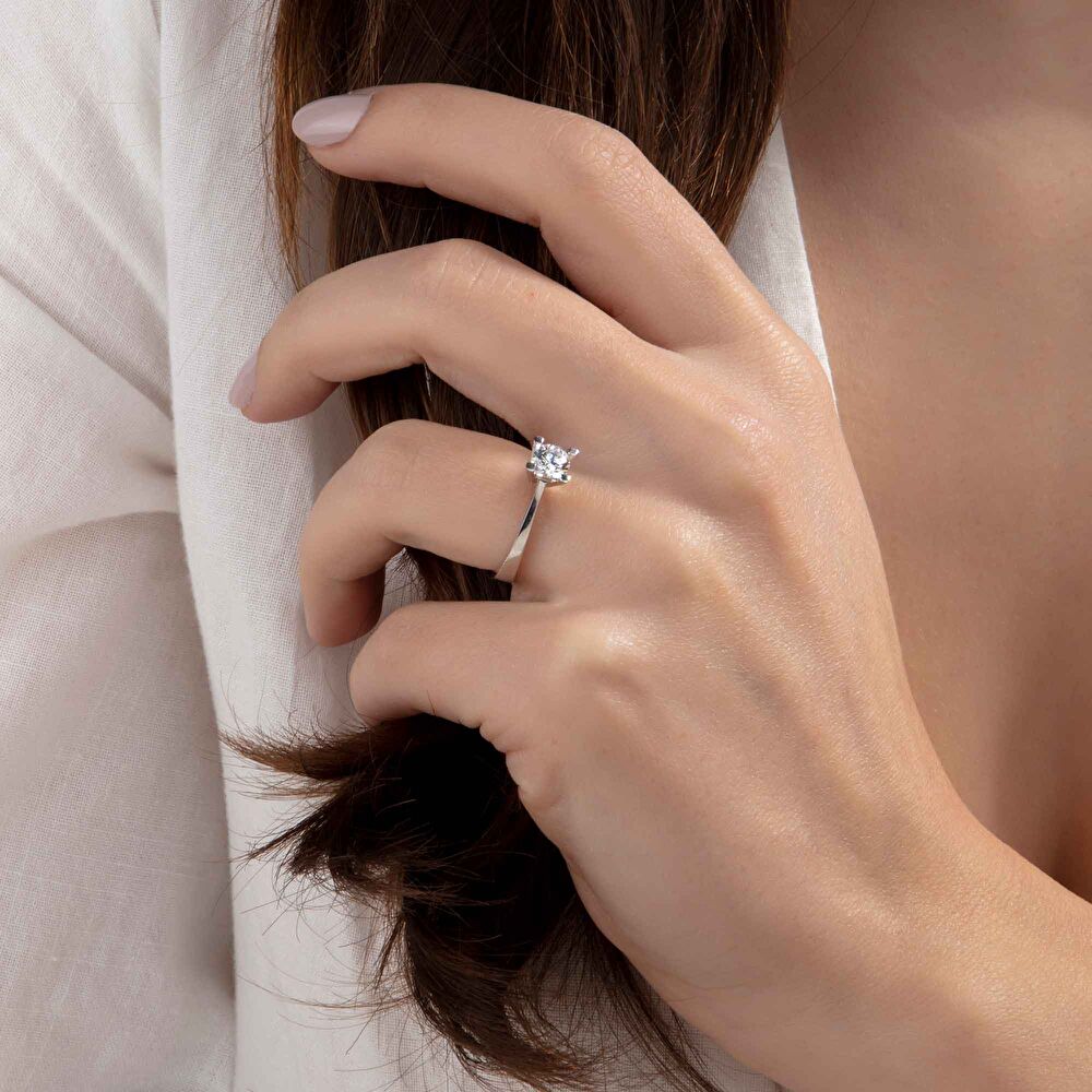 Pırlanta Liliy Tektaş Yüzük 0.50 Karat