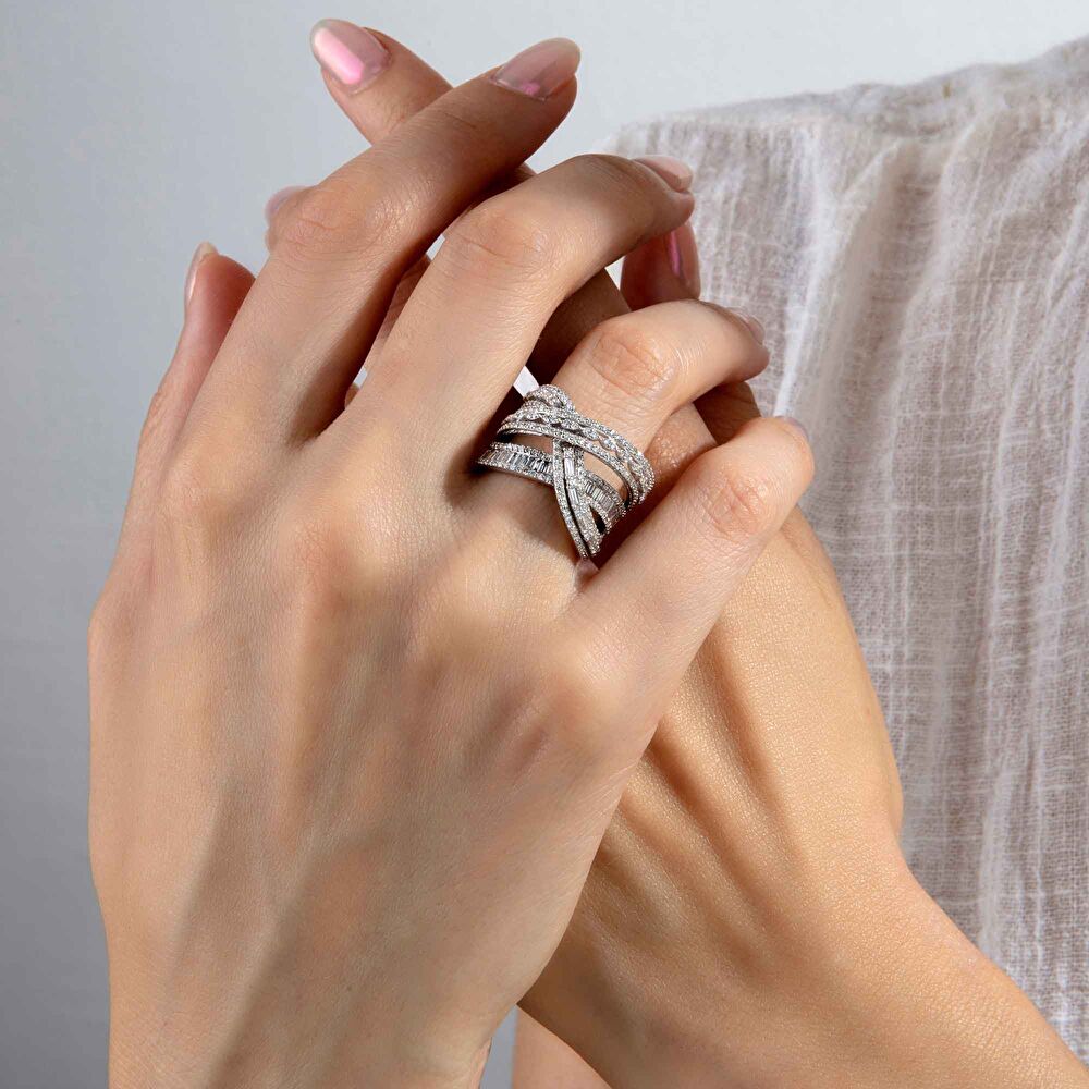 Pırlanta Baget Detaylı Yüzük 1.25 Karat