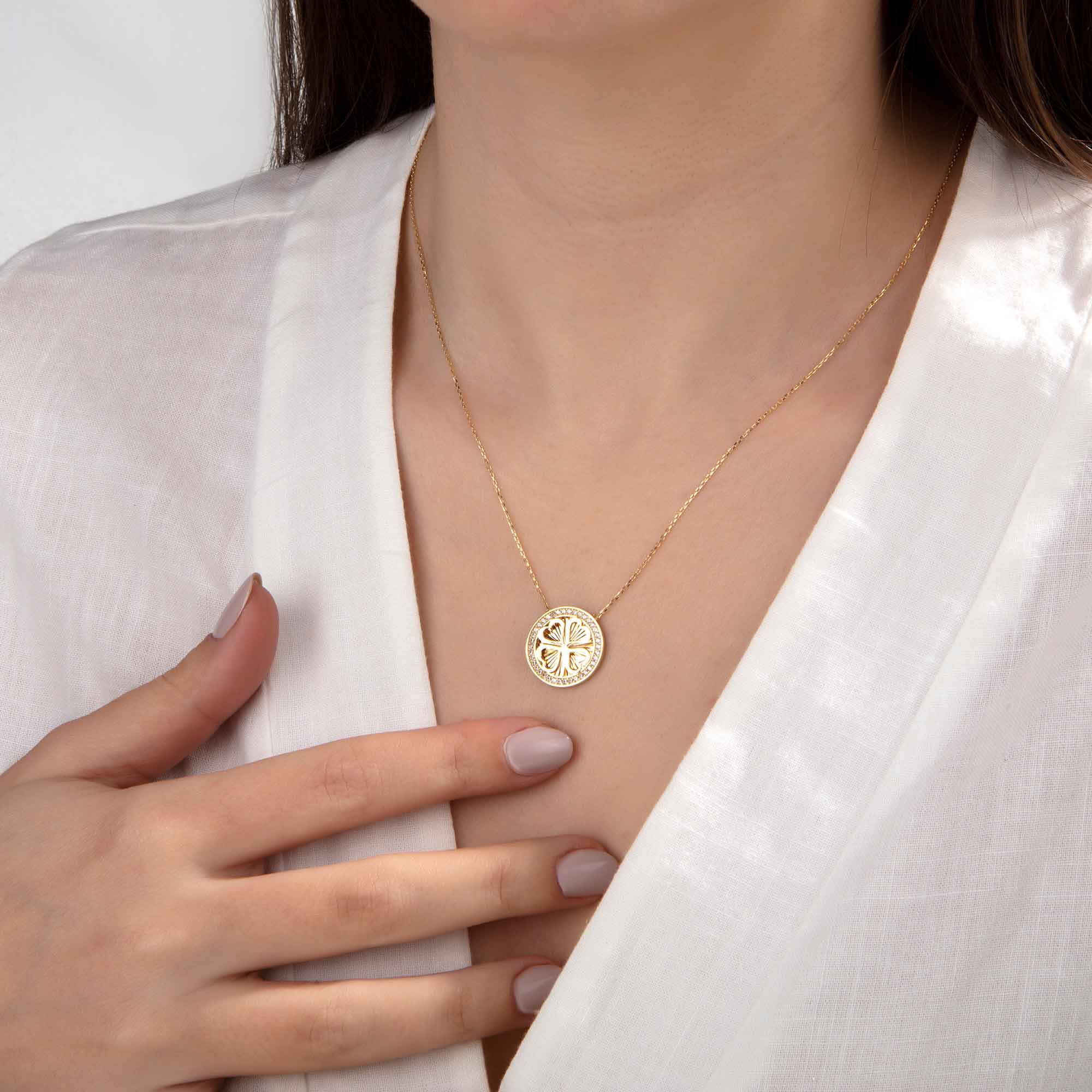 Yoncalı Altın Kolye