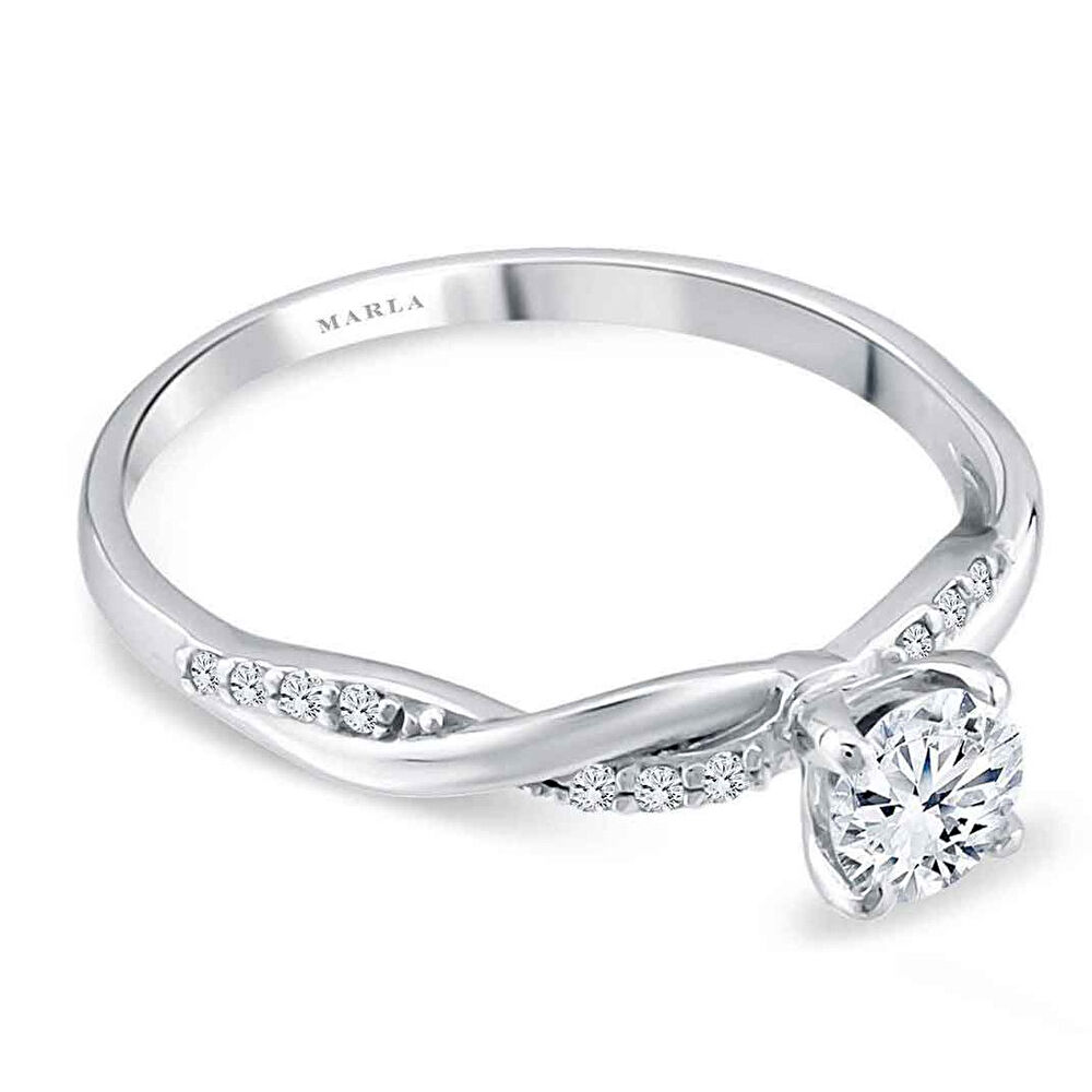 Pırlanta Yan Taşlı Tektaş Yüzük 0.40 Karat