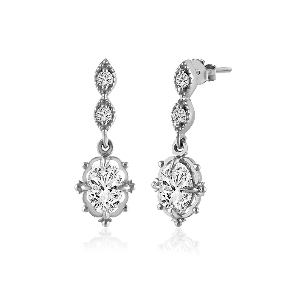 Pırlanta Baget Küpe 0.32 Karat