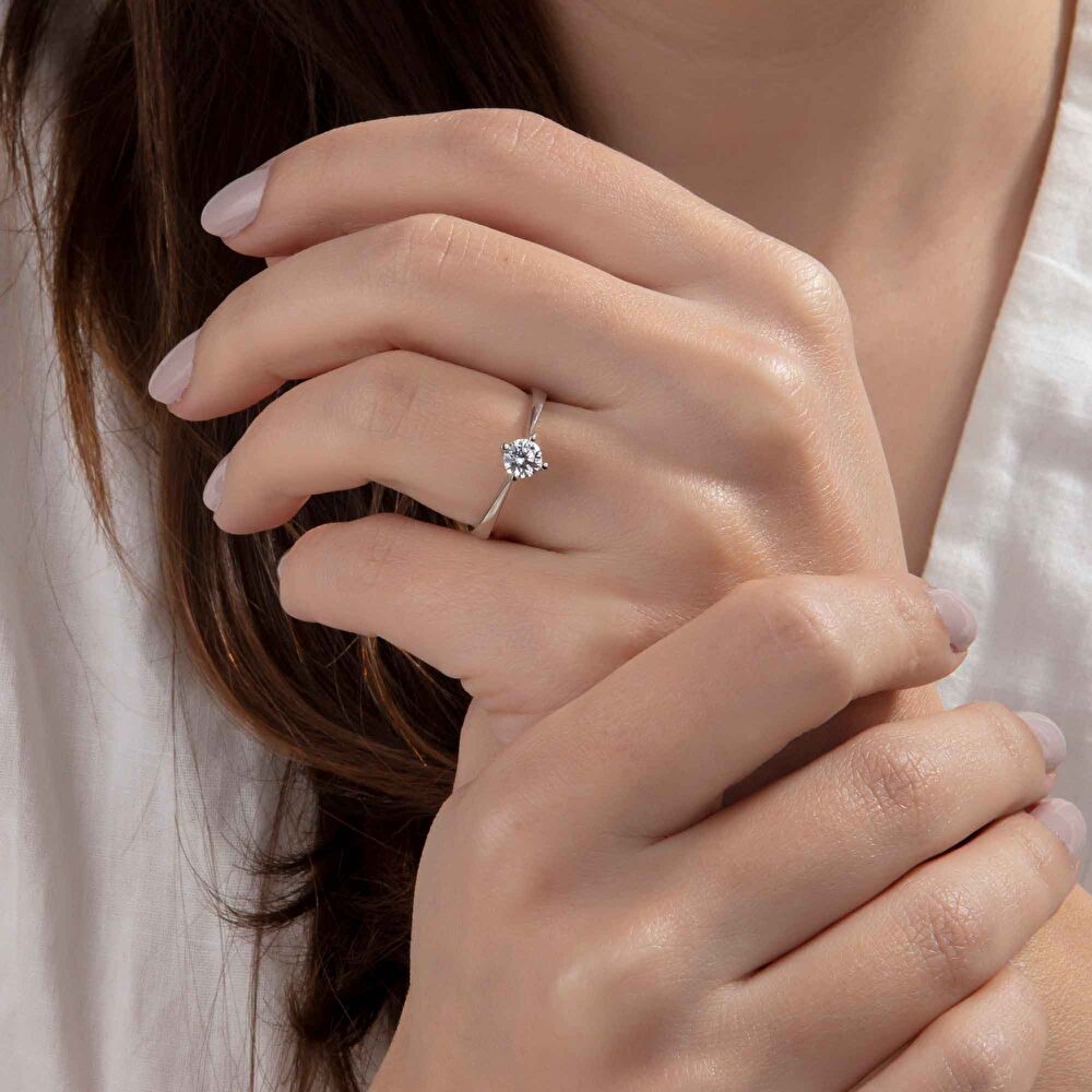 Pırlanta Daisy Tektaş Yüzük 0.50 Karat