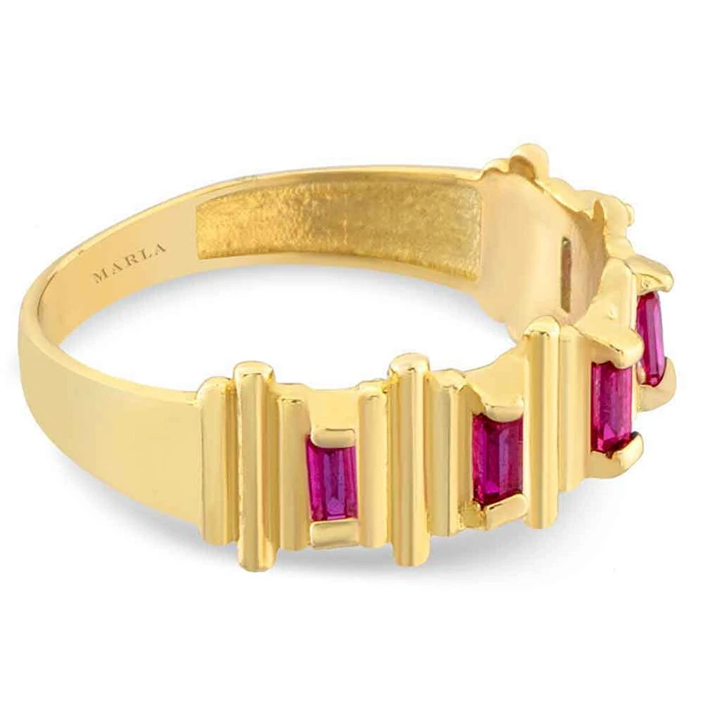 Altın Renkli Taşlı Yüzük