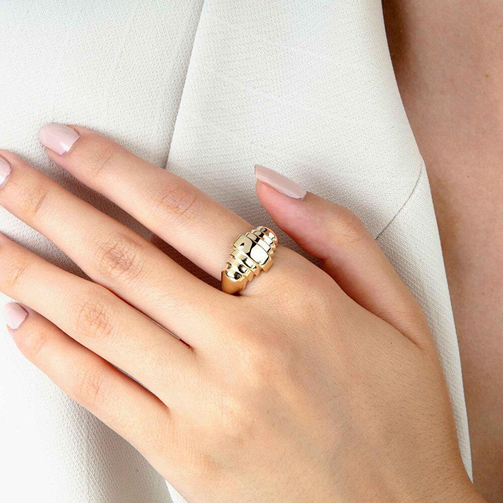 Altın Kuruvasan Yüzük