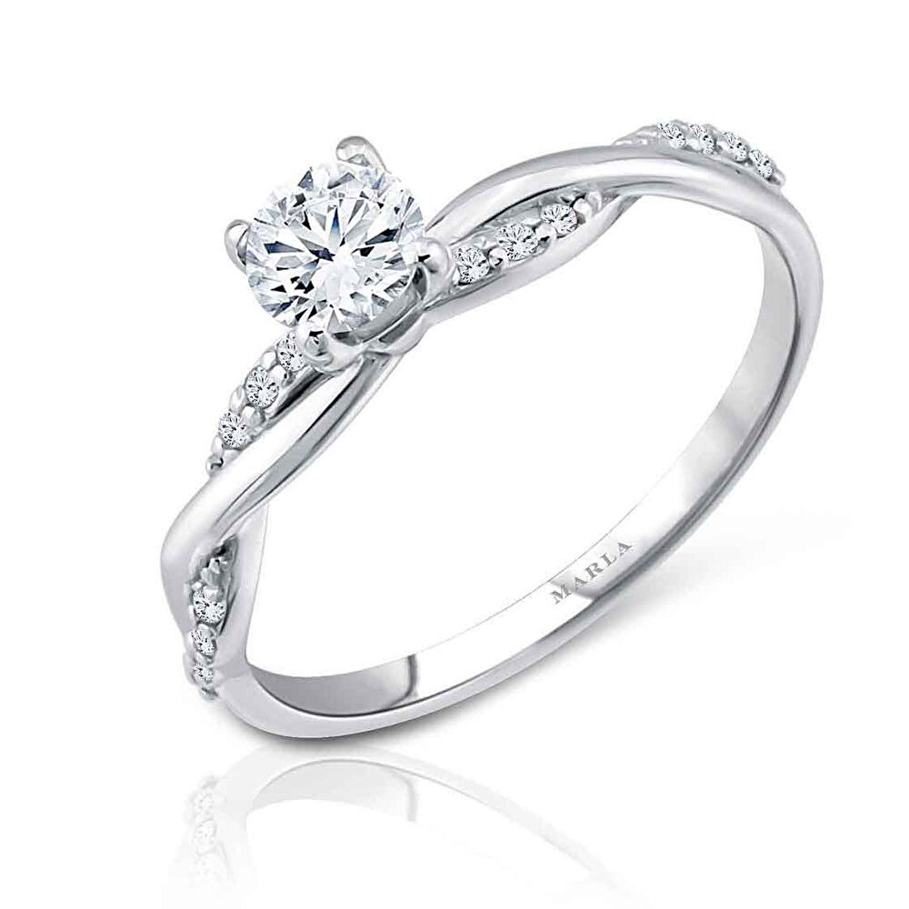 Pırlanta Yan Taşlı Tektaş Yüzük 0.40 Karat